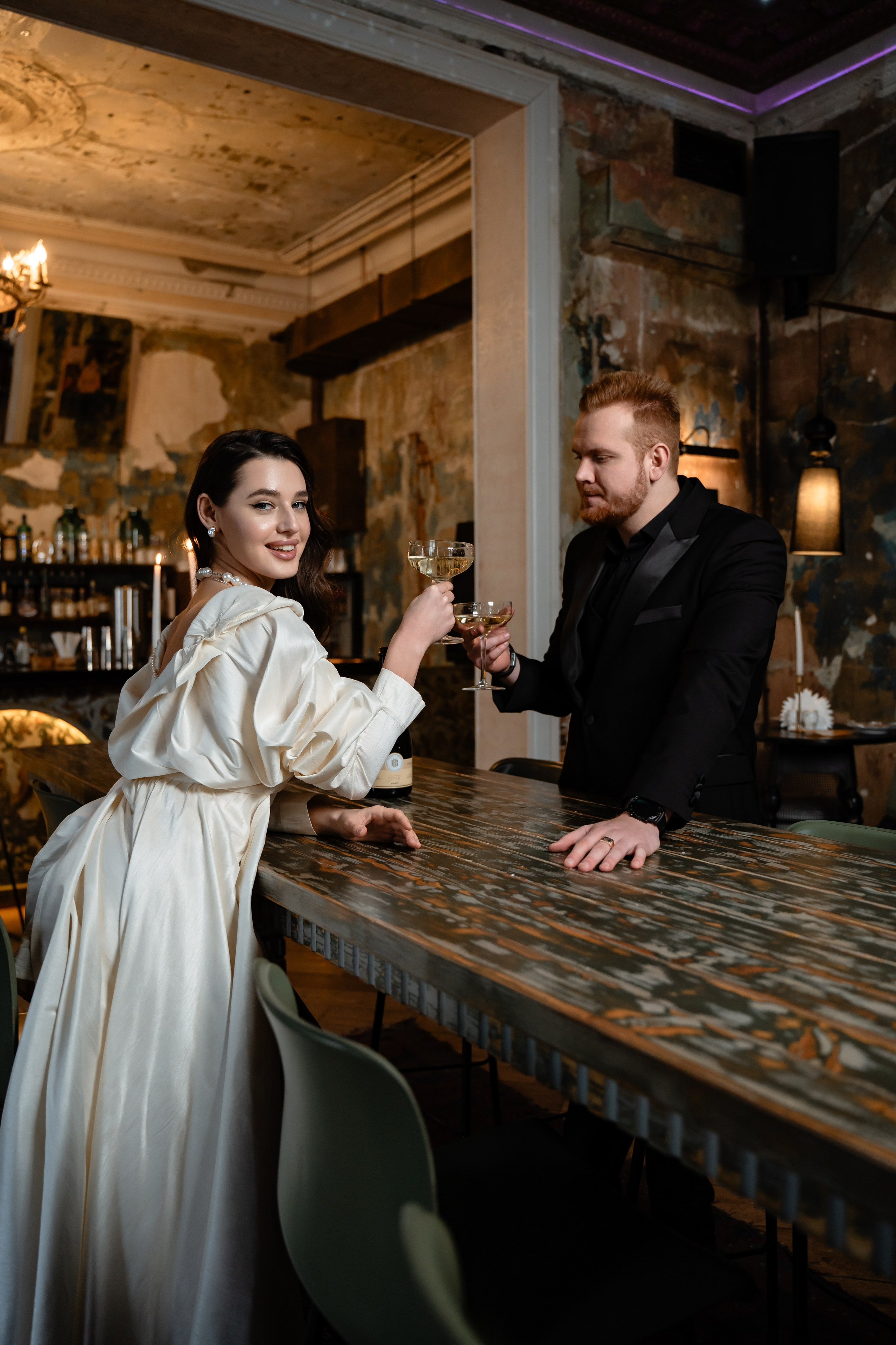 Бар Посольство_Евгений и Алена. Свадебный и семейный фотограф в Самаре Салахова Гулина