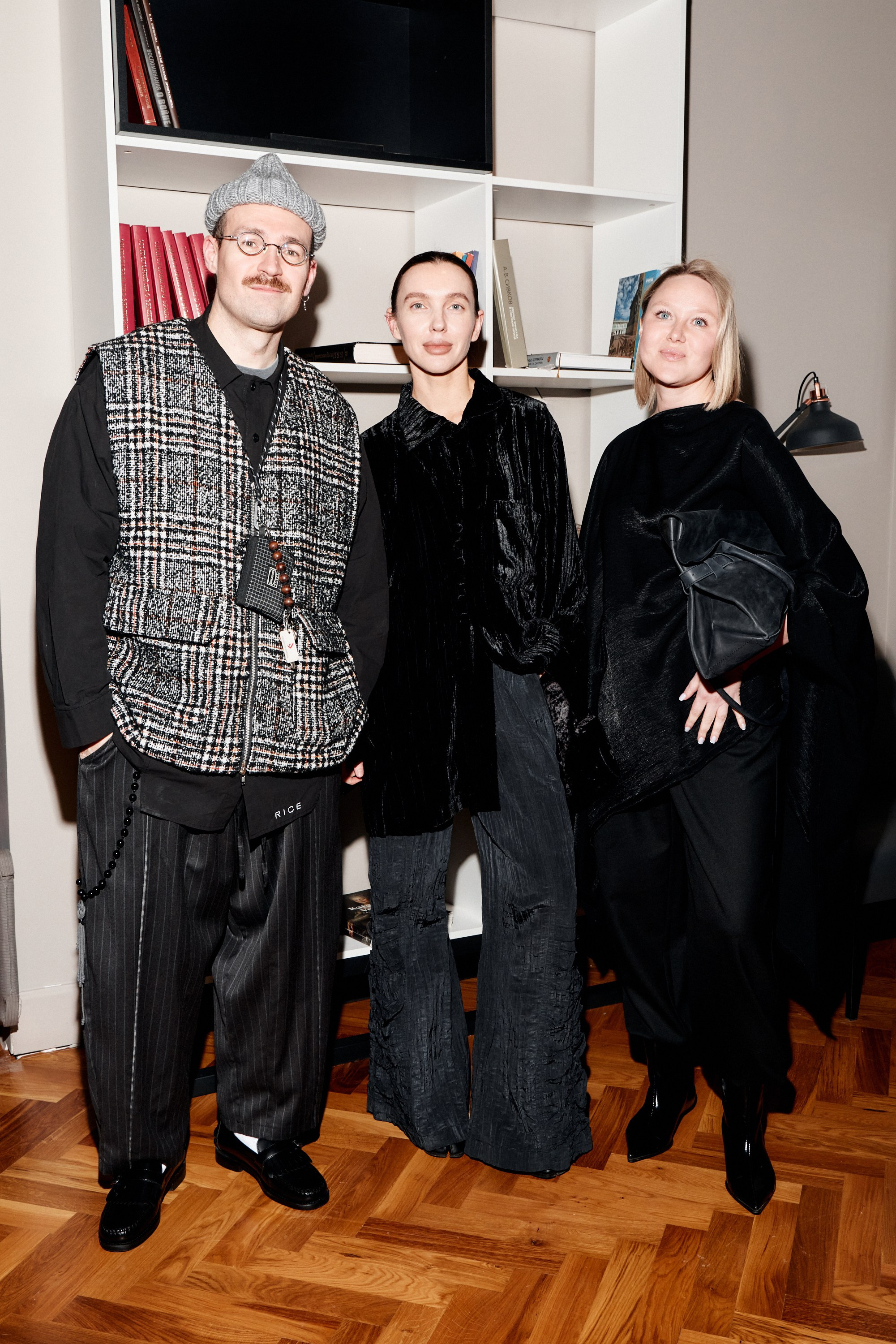 Светская хроника. Sasha Lapin