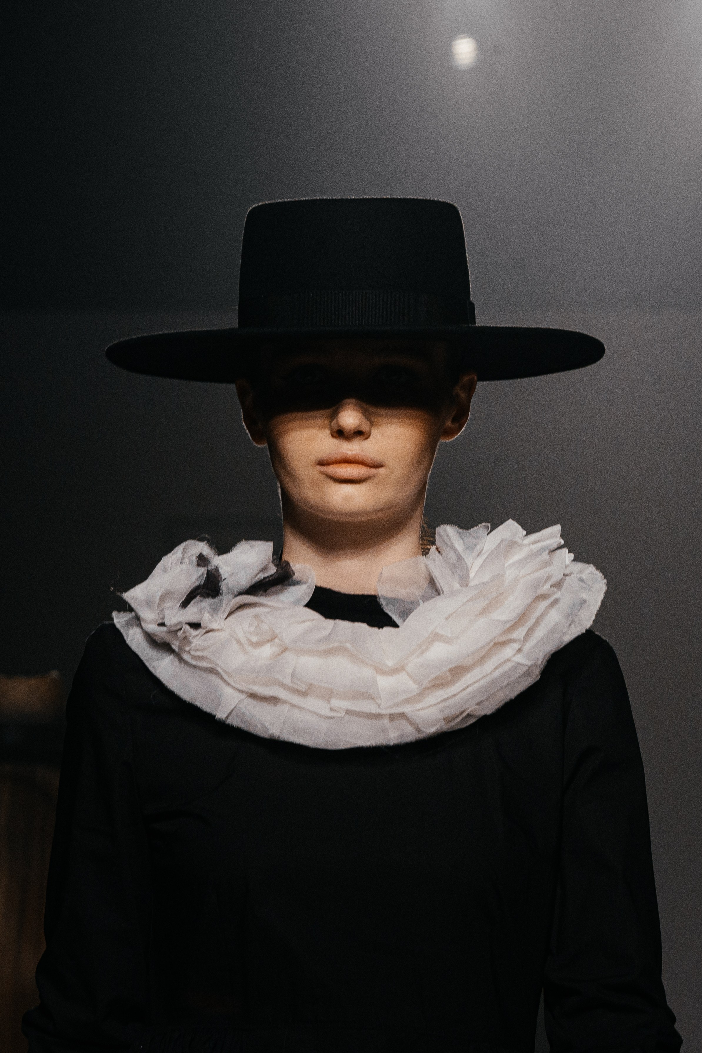 Показ Кирпичи. Коммерческий фотограф в Санкт-Петербурге Анна Кобзарь