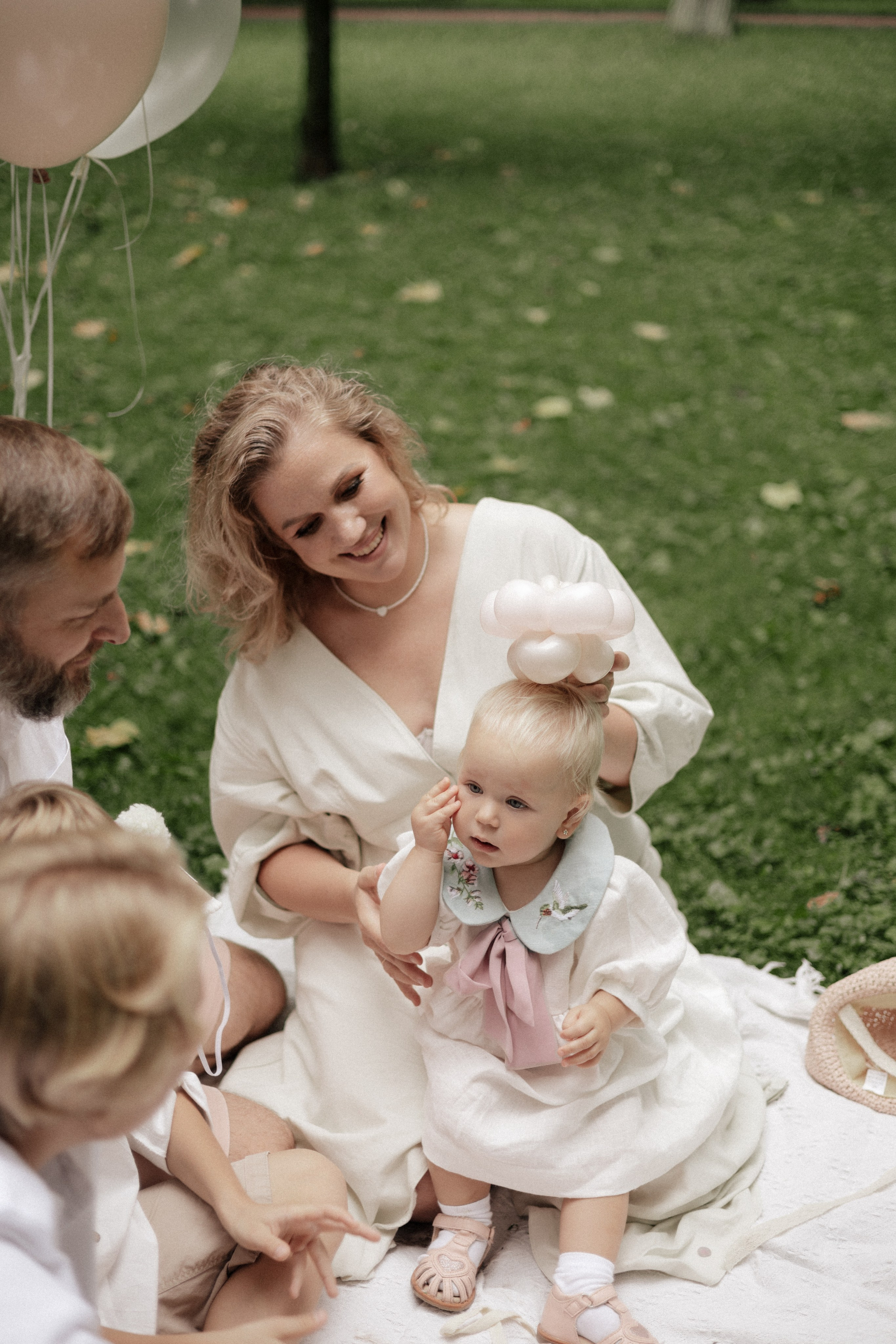 Семейная фотосессия в Оставьевском парке. Свадебный и портретный фотограф в Москве Анастасия Масюк