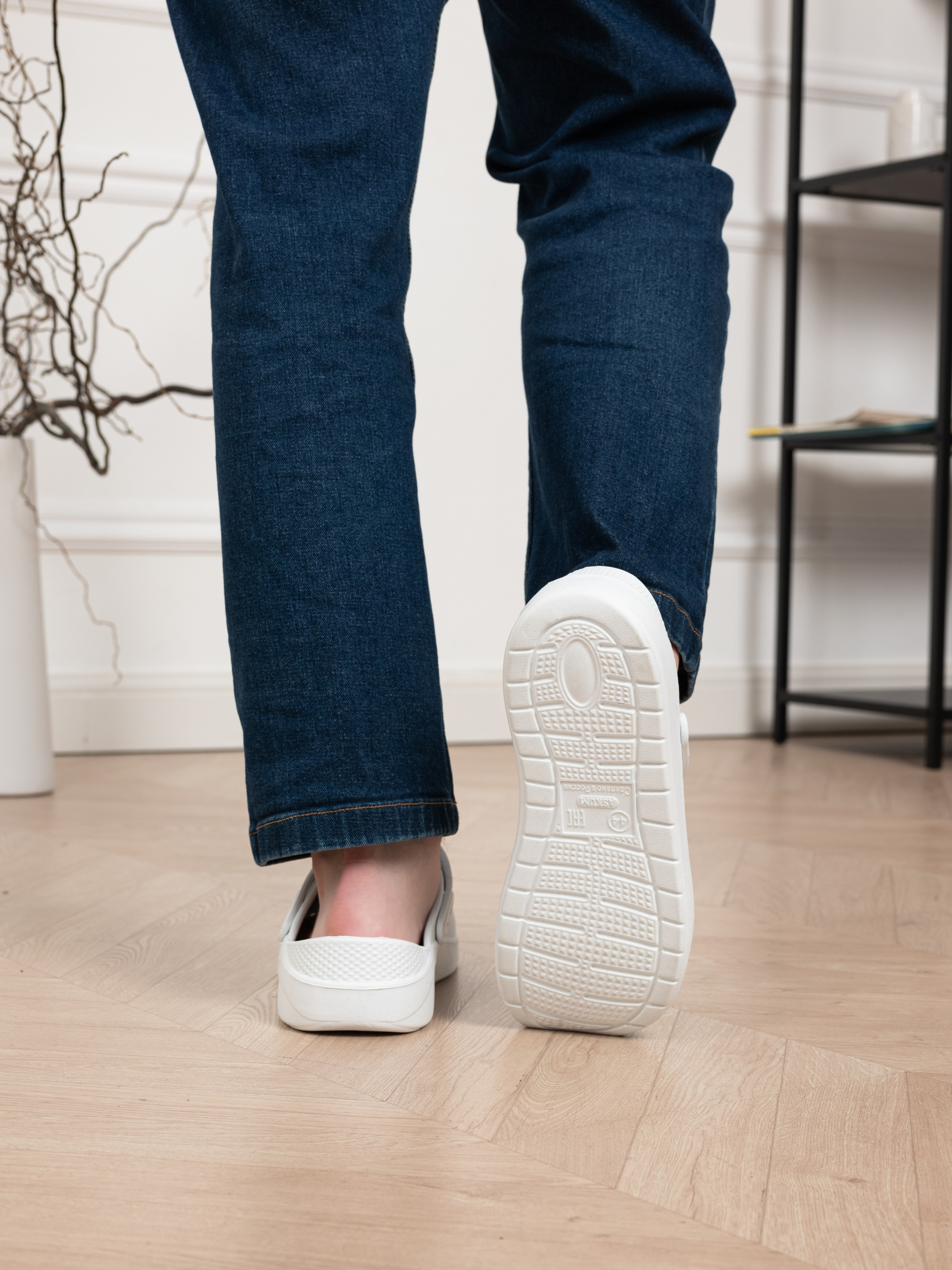 Сабо 2. Предметный фотограф, фото для маркетплейсов Пятигорск, КМВ