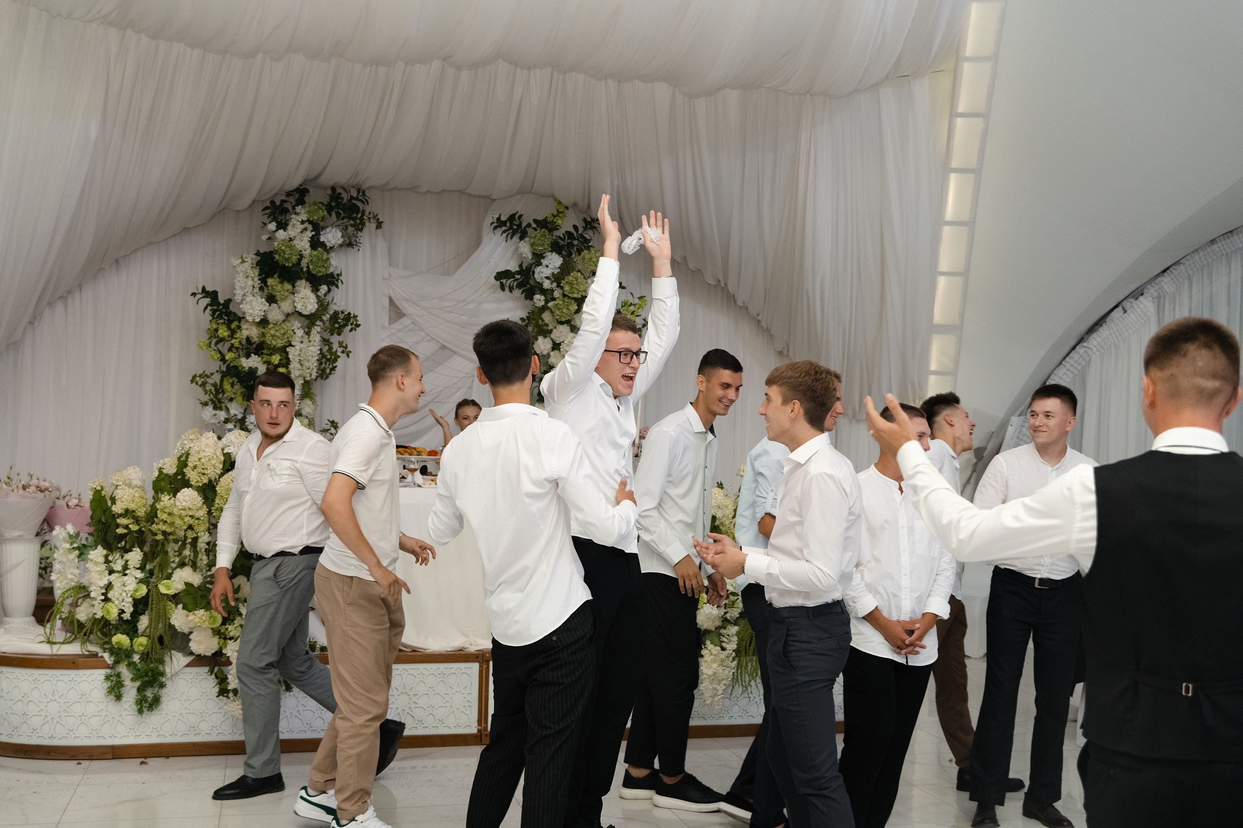 Елена & Даниил. Свадебный фотограф в Симферополе и Крыму