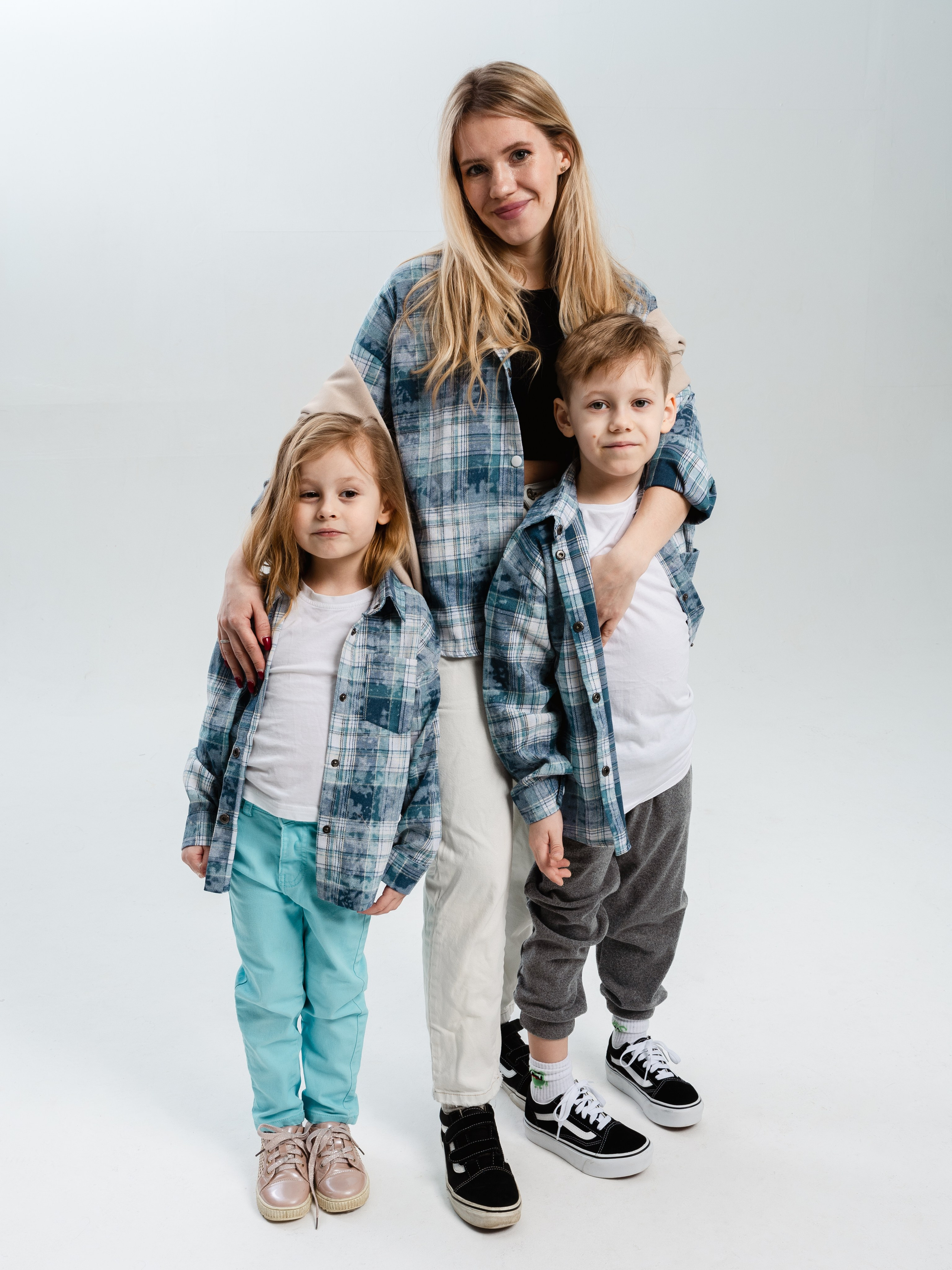 Tiny Bestie костюмы. Фотограф Иван Косарев