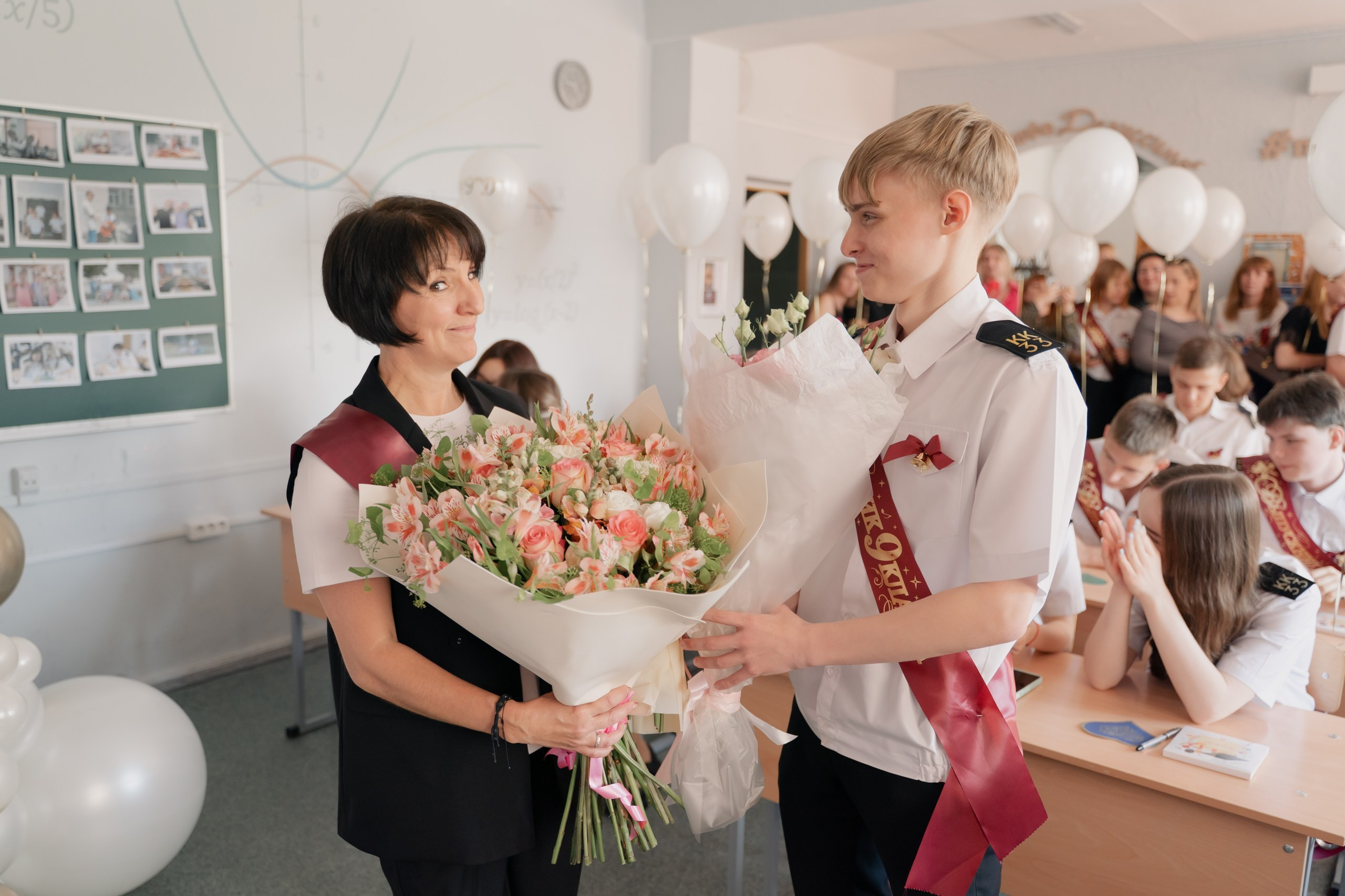 9 класс 33 школа. Выпускные альбомы Натальи Бутко: Новороссийск, Анапа, Геленджик