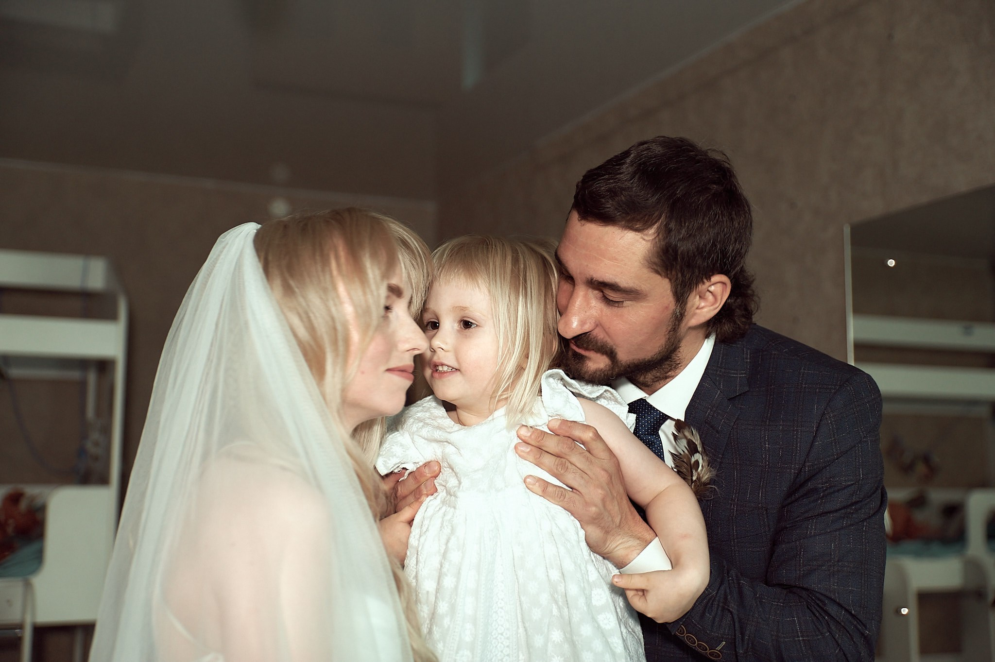 Свадебная съемка для Маргариты и Мирослава (Сборы невесты, ЗАГС). Женский фотограф в Череповце Даша Акулич