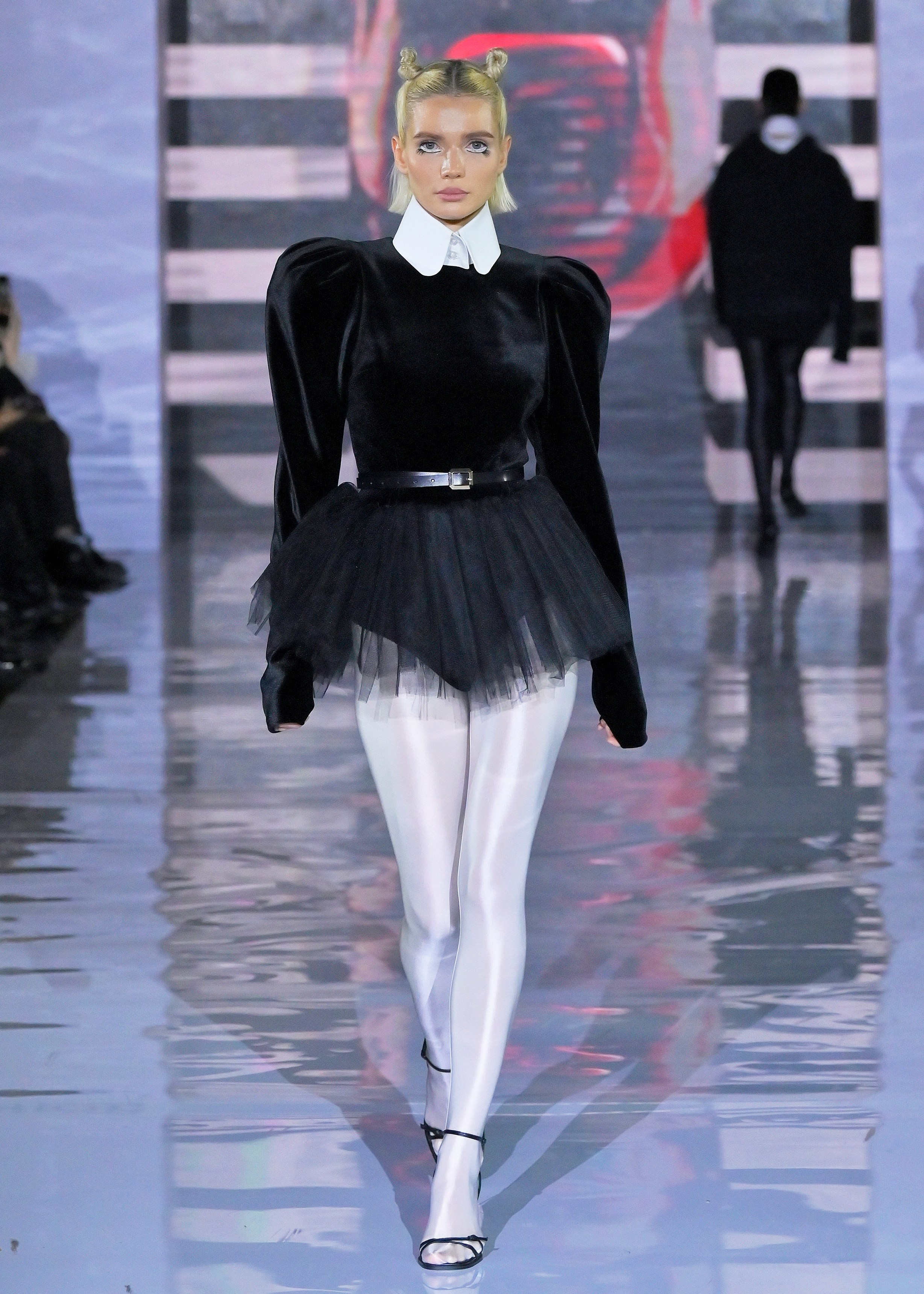 FASHION | PODIUMS |SHOW