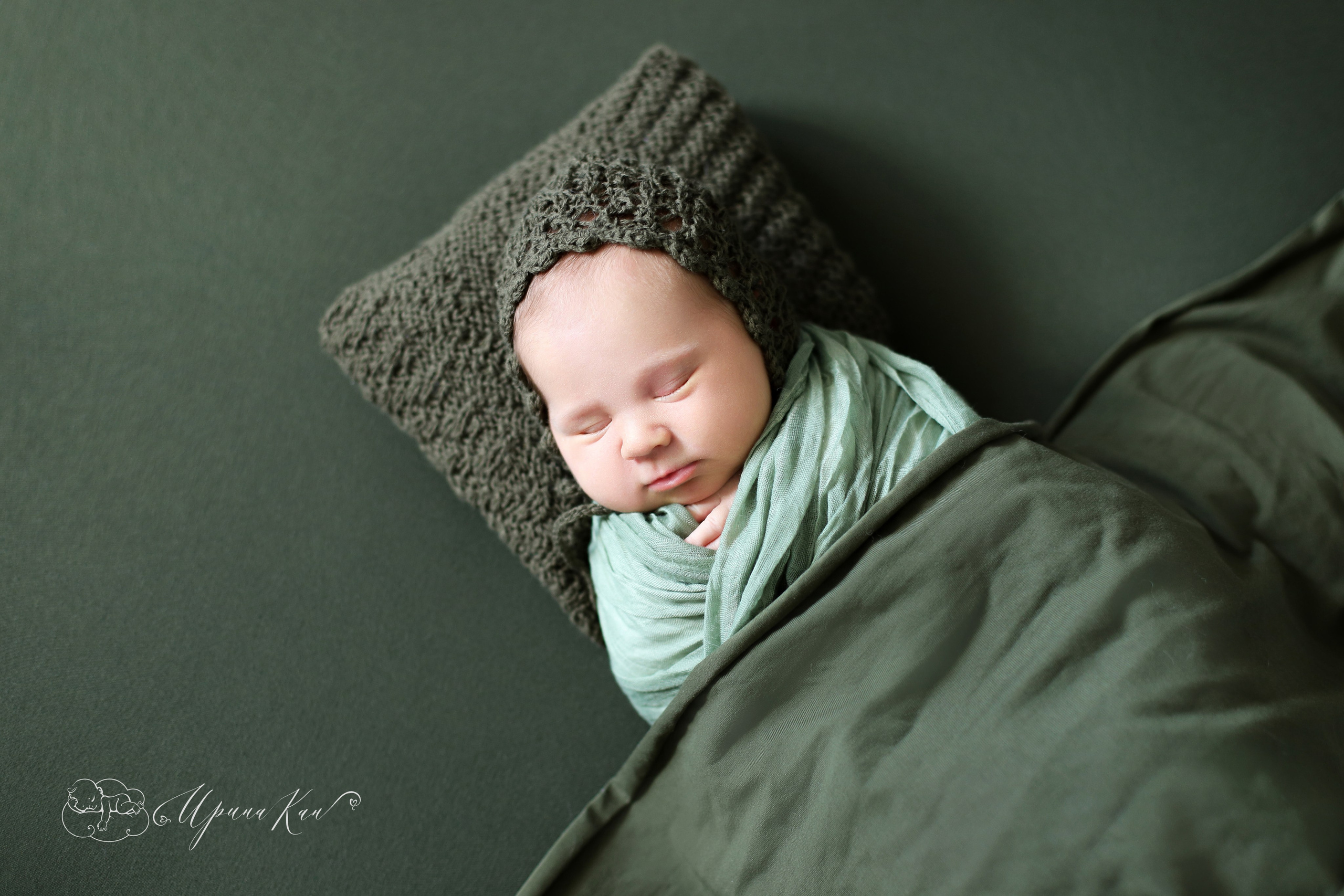 Новорожденная фотосессия для девочек. Ирина Кан Фотограф новорожденных в Екатеринбурге