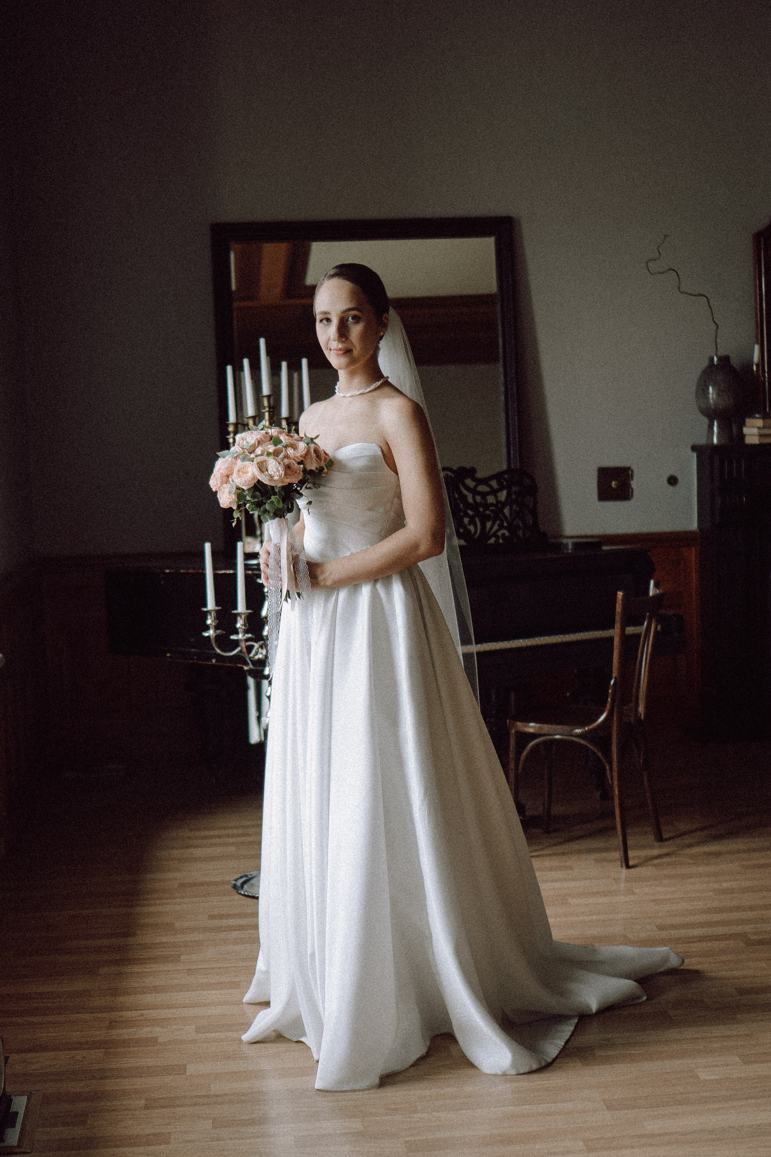 СВАДЕБНАЯ ПРОГУЛКА В САНТК-ПЕТЕРБУРГЕ (ИСАКИЕВСКИЙ СОБОР, ЗИМНЯЯ КАНАВКА, ЭРМИТАЖ И БОЛЬШАЯ МОРСКАЯ УЛИЦА). Профессиональный фотограф, Санкт-Петербург — Виктория Богомолова