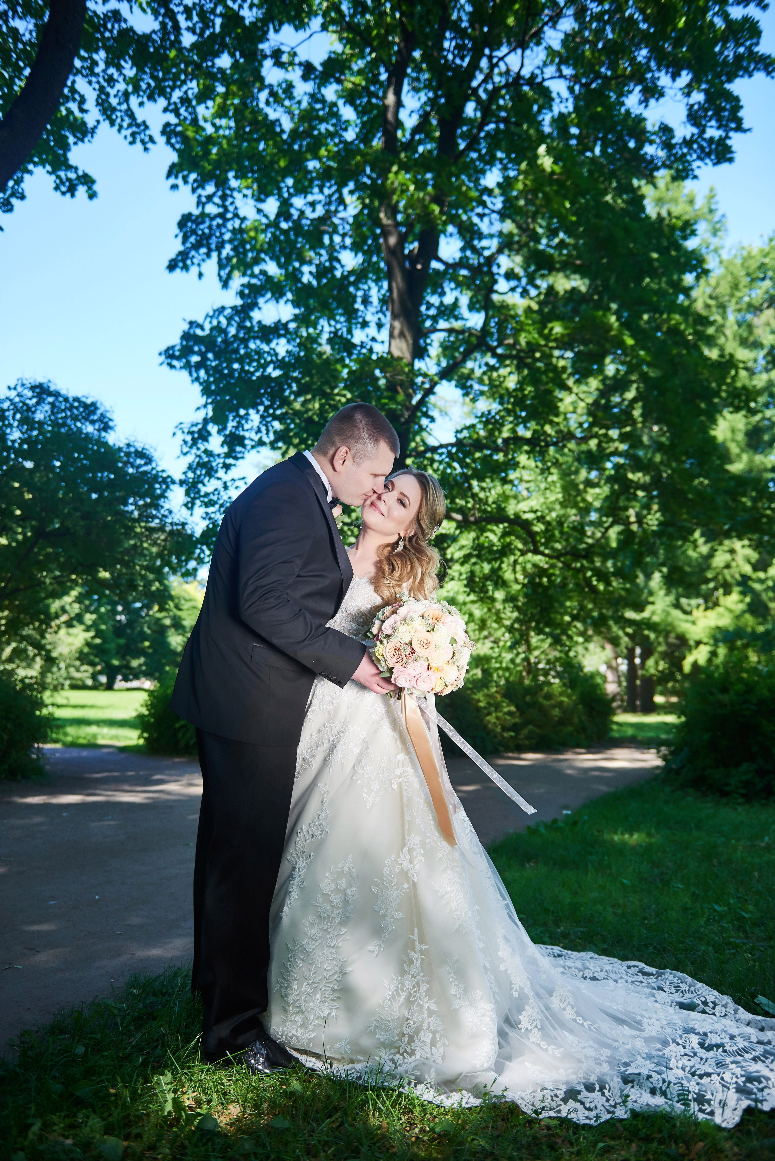 Юлия и Антон (Первый Дворец Бракосочетания, прогулка на Елагином острове). Портретный, семейный и свадебный фотограф в Санкт-Петербурге и в Пушкине Ширяев Денис
