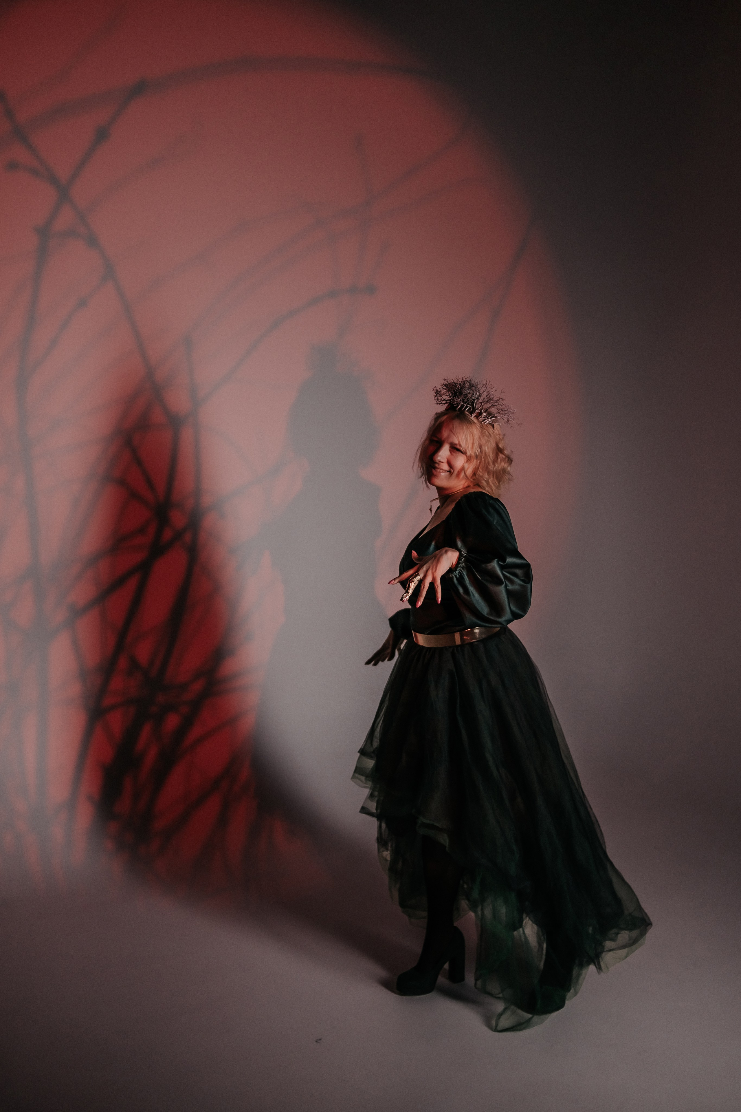 Ирина. Мистический лес. Фотограф Регина Крикунова г. Красноярск