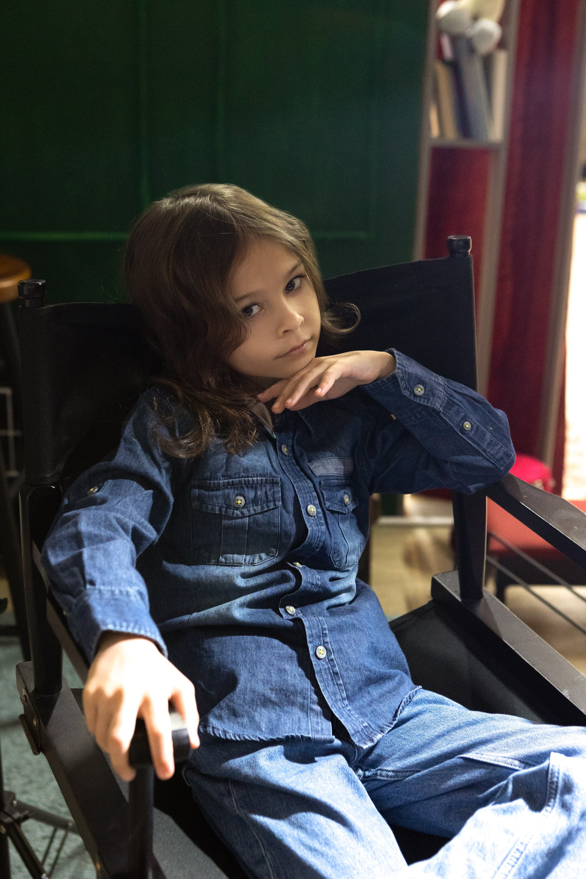 Семейная фотосессия в студии. Фотограф в Оренбурге. Профессиональный фотограф