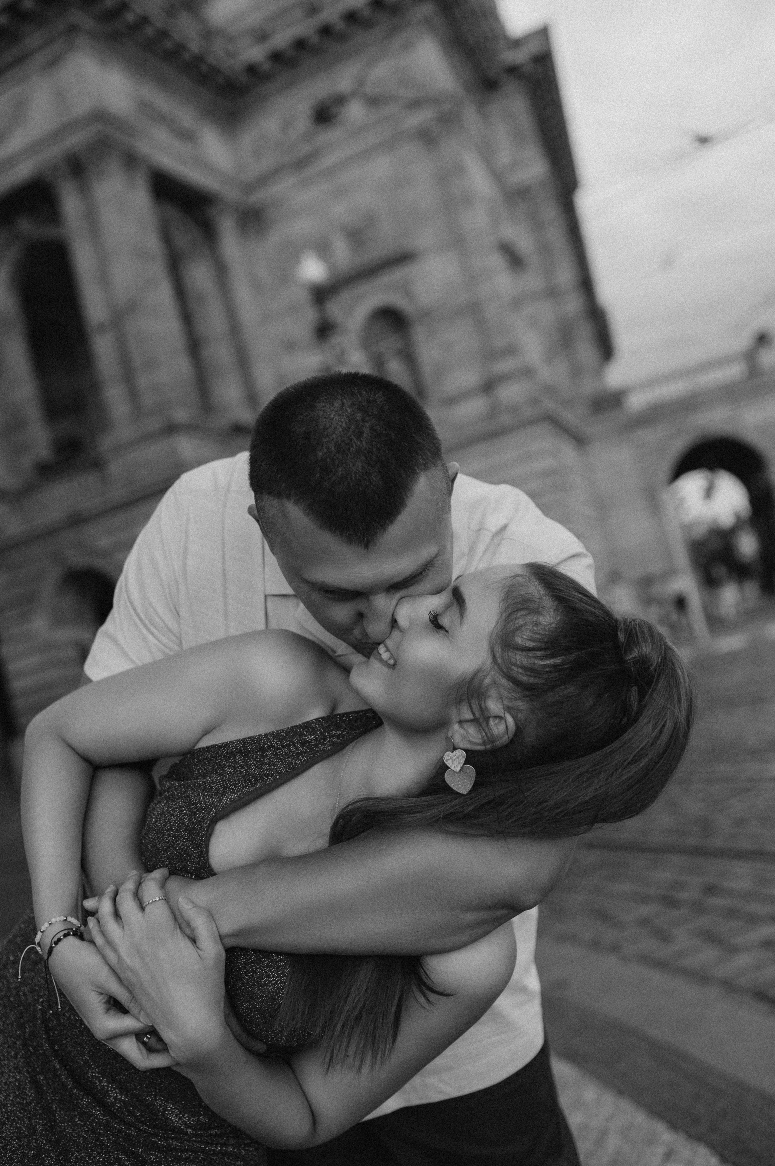Prague Couple Photoshoot at Sunset. Photographer in Prague Yara Kurkus