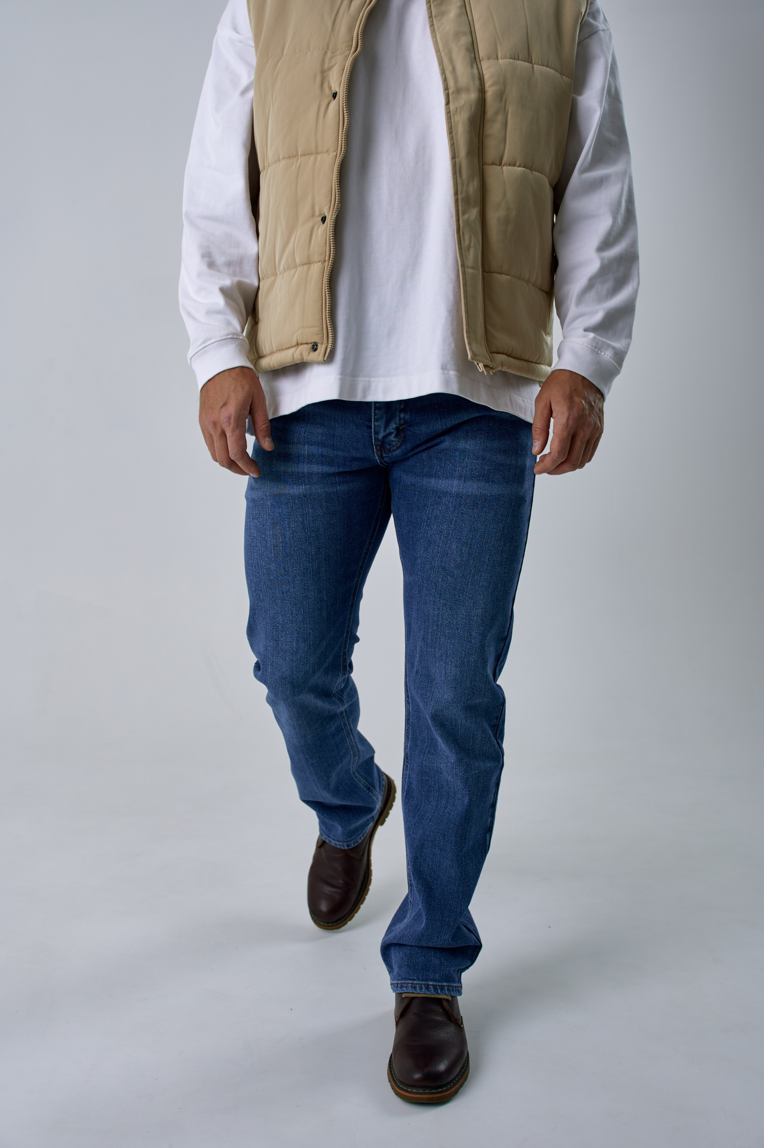 Мужские джинсы. Фотограф Челябинск — Кирилл Устюжанин