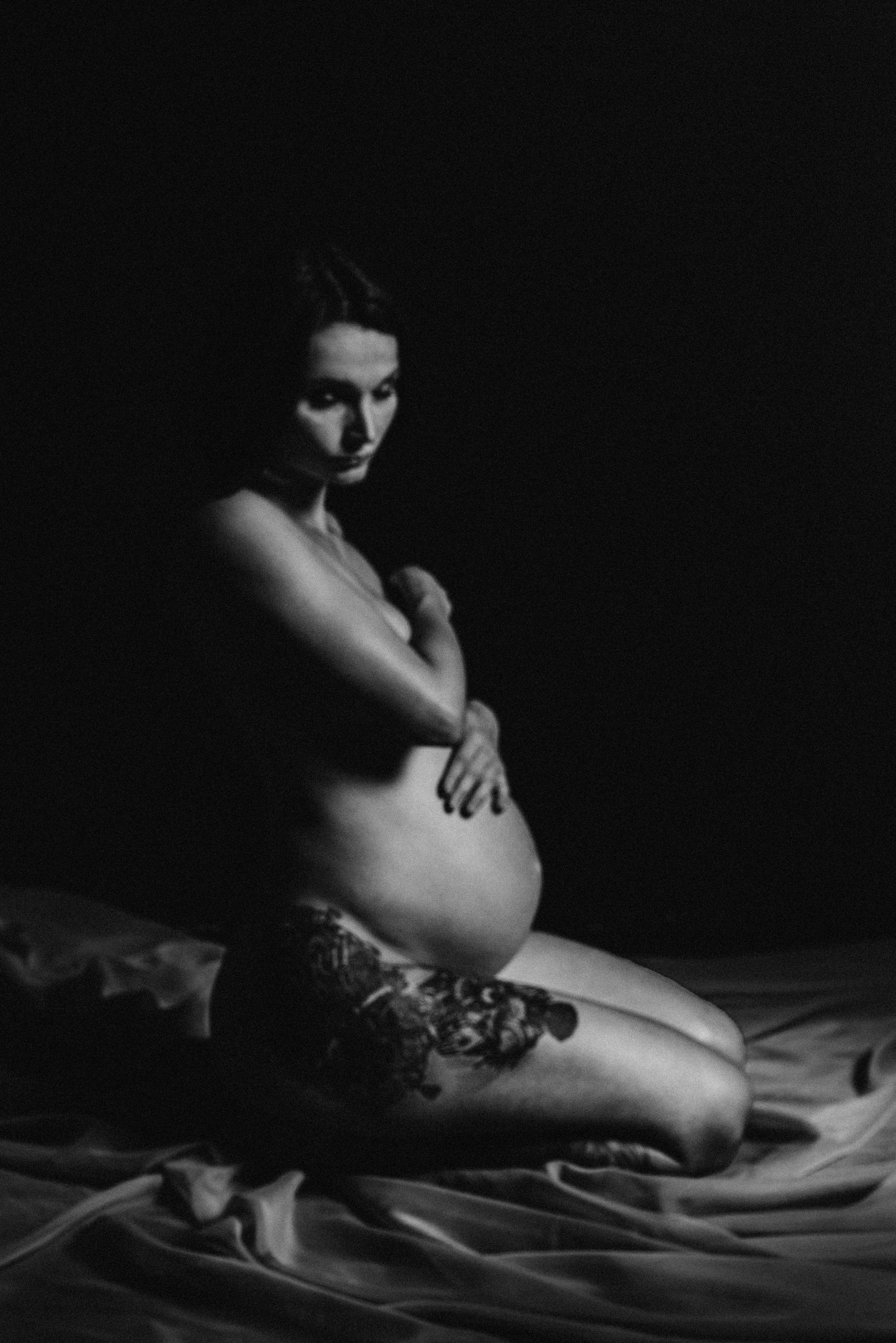 Беременность (минимализм). Фотограф Шунова Саша