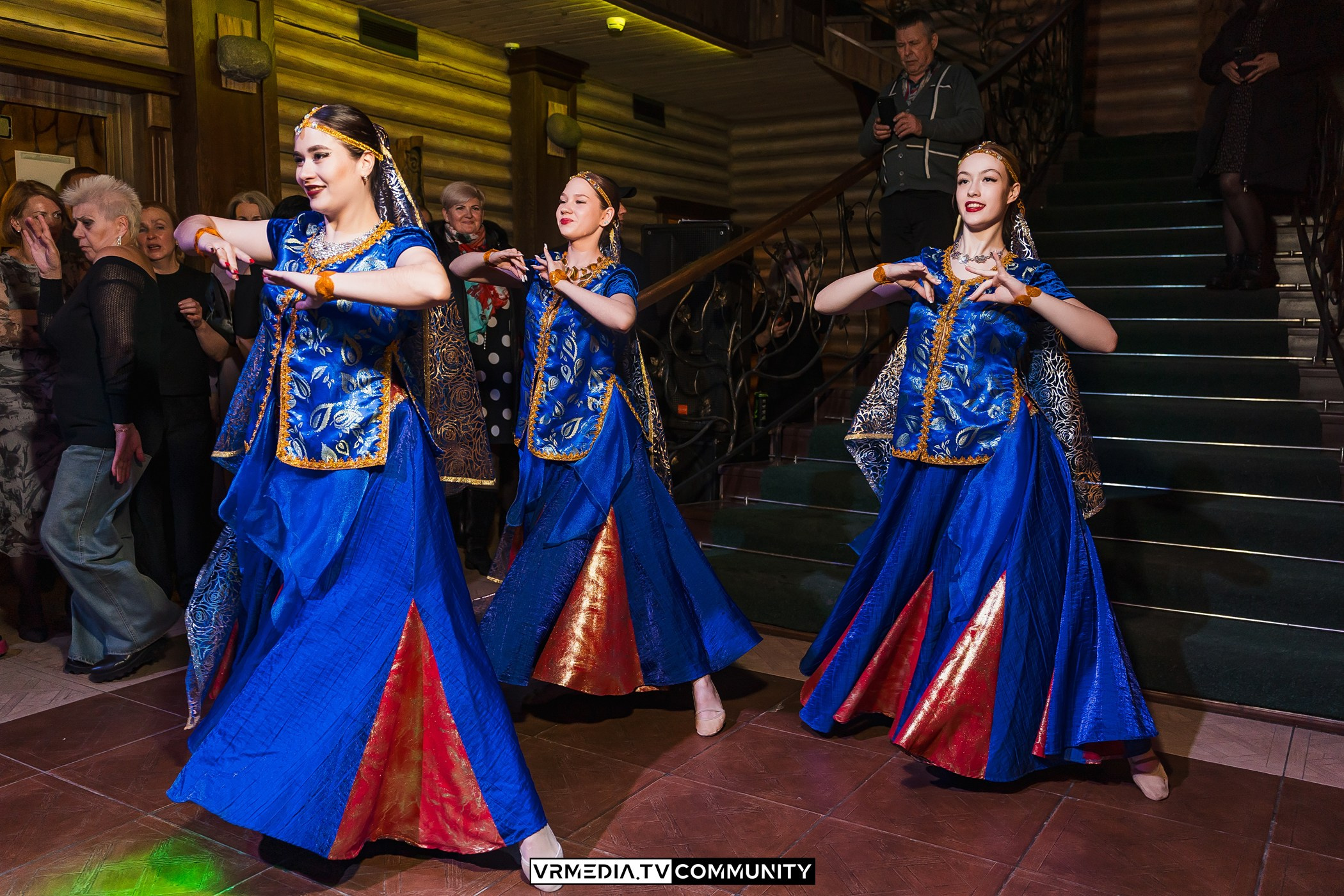 Международный женский день в кафе «У Петровича»