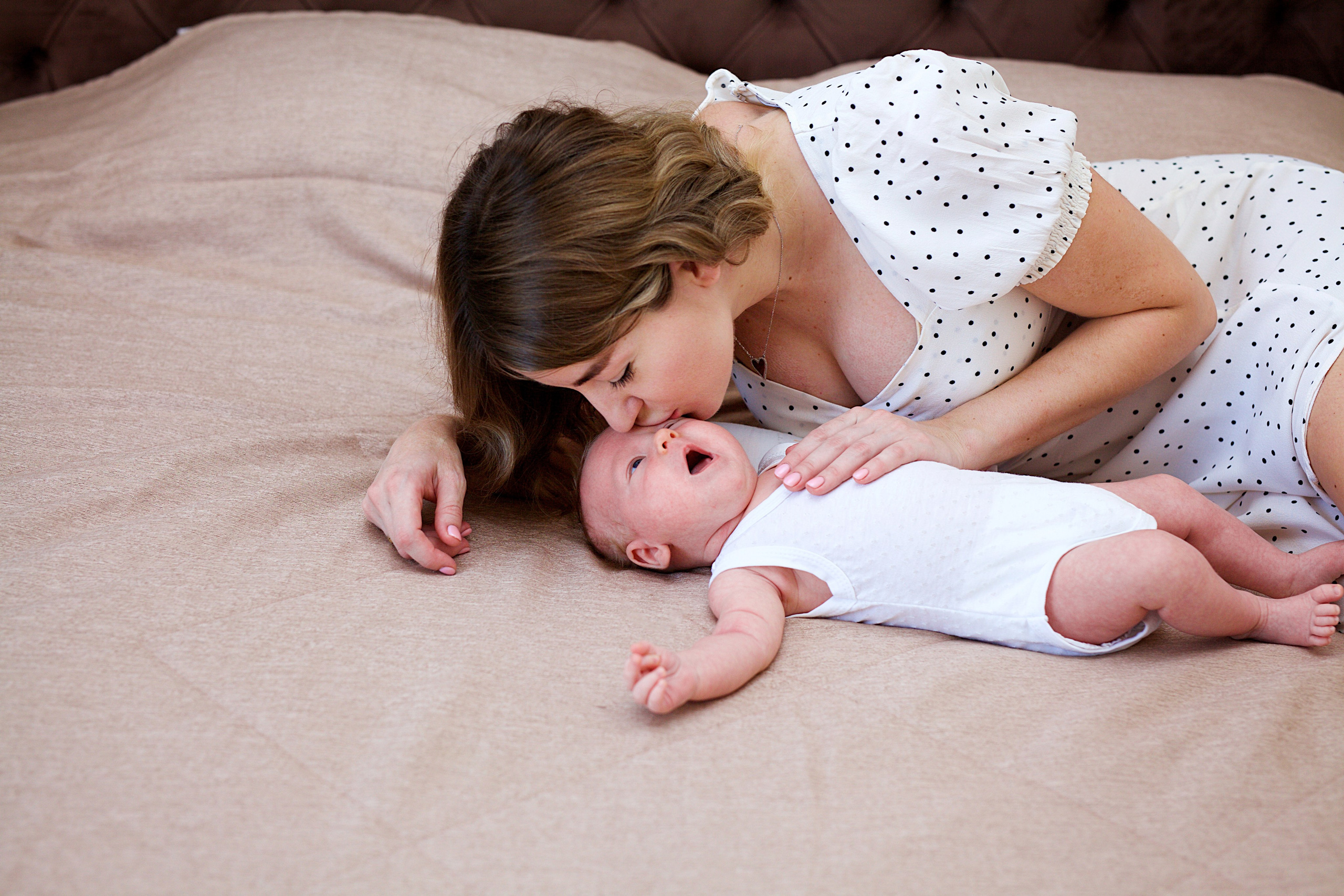 Смотреть Lifestyle. Детский фотограф новорожденных в Краснодаре Чижова Марина