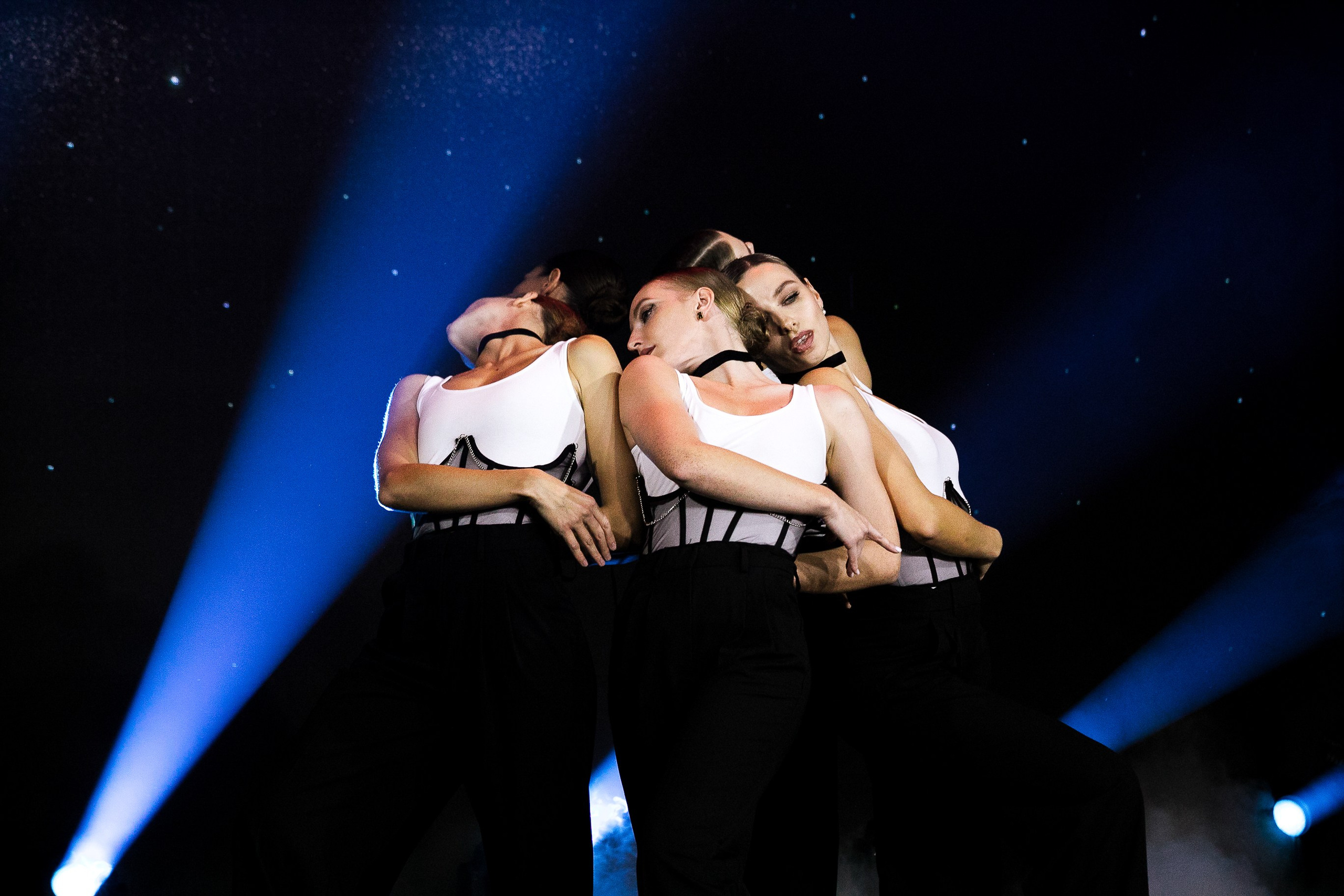 Выступления. VICTOR SAPOZHNIKOV