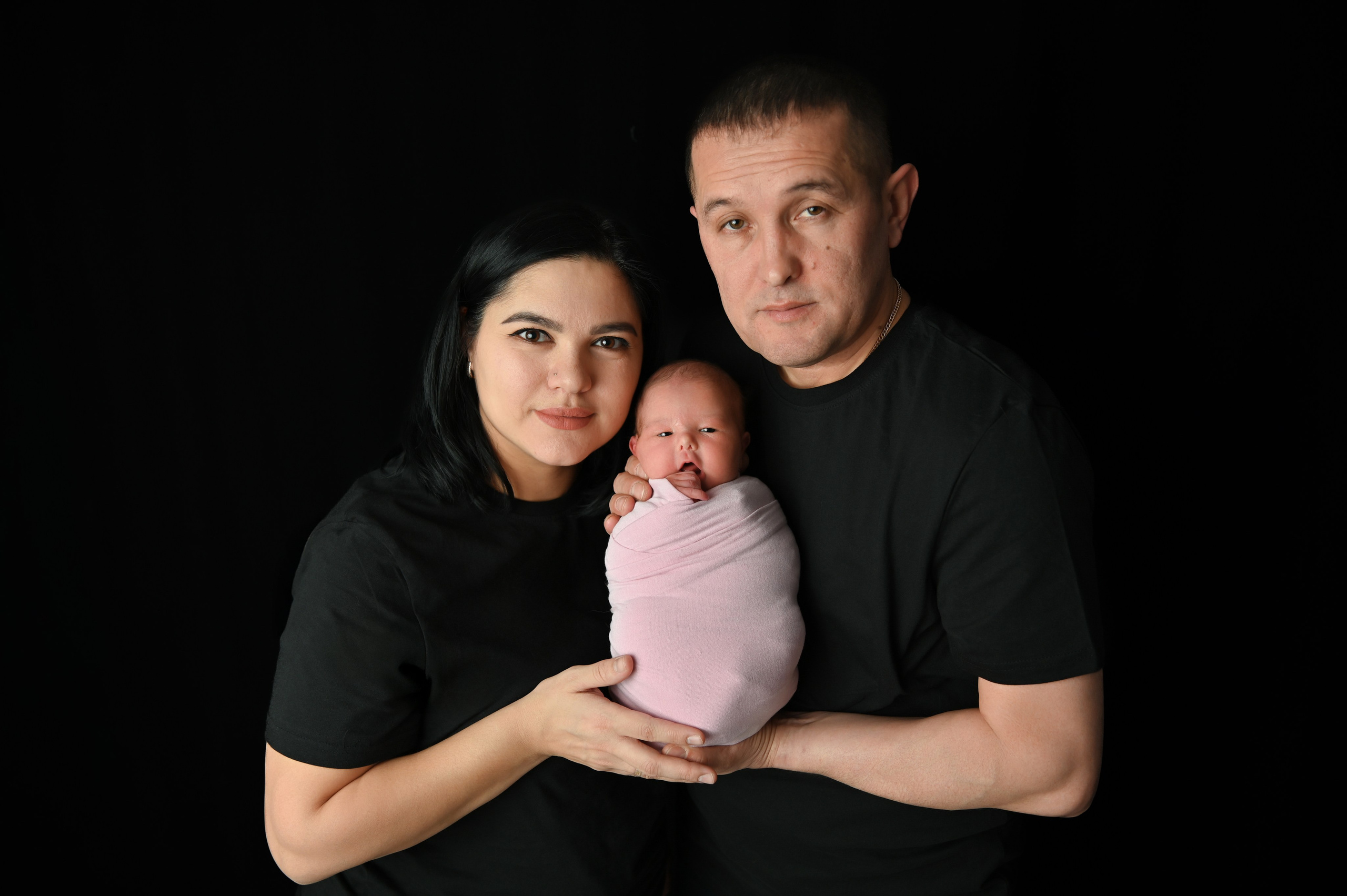 Ясмина 8 дней. Фотограф Новорожденных и семейный Элла Огай г. Сатпаев