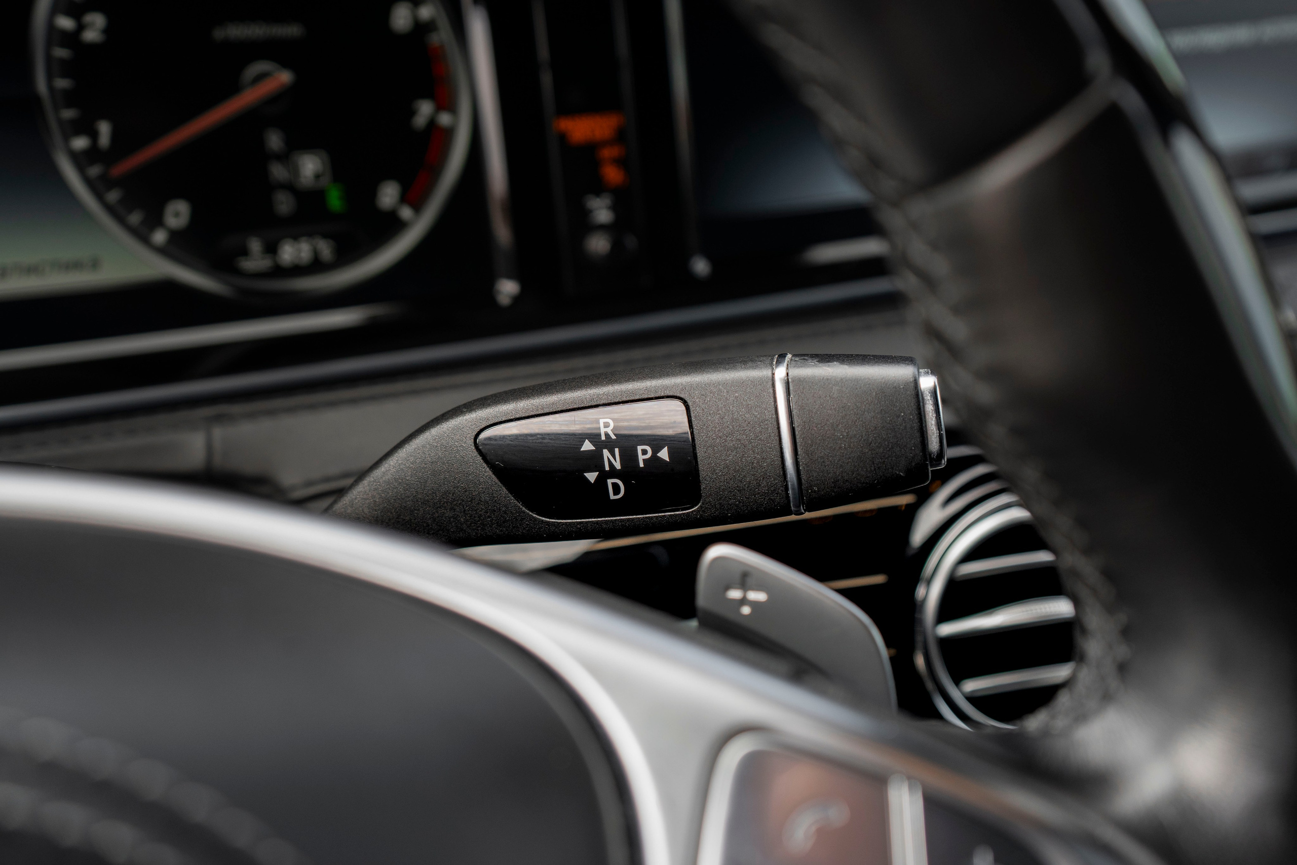 Mercedes S-class (W222)