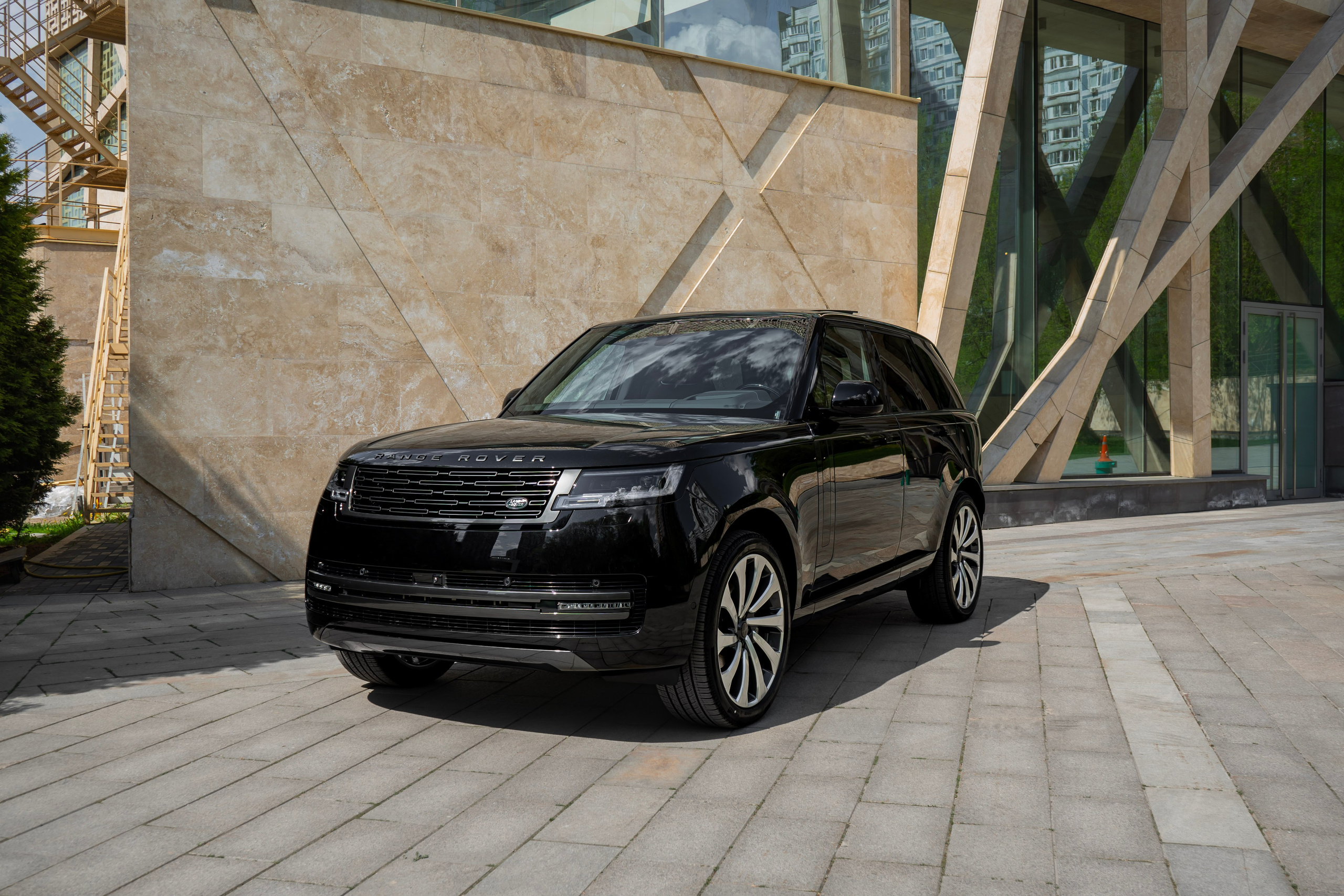 Range Rover P530