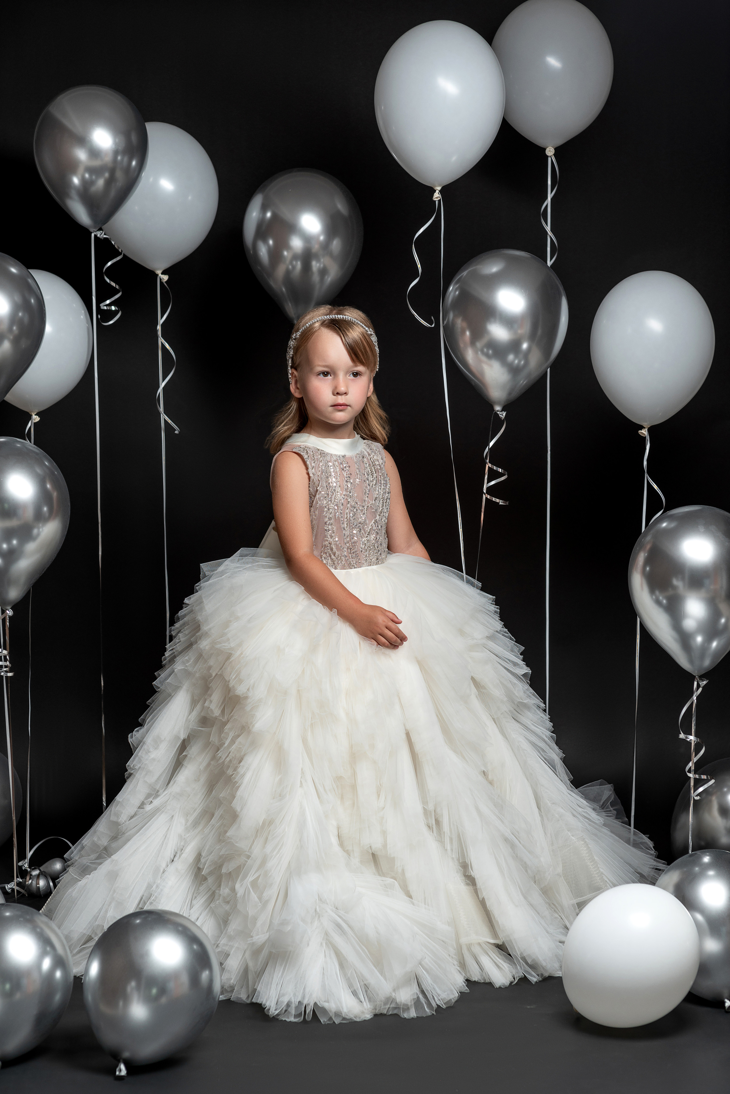 Полина в платьях. Семейный и детский фотограф Наталья Горда