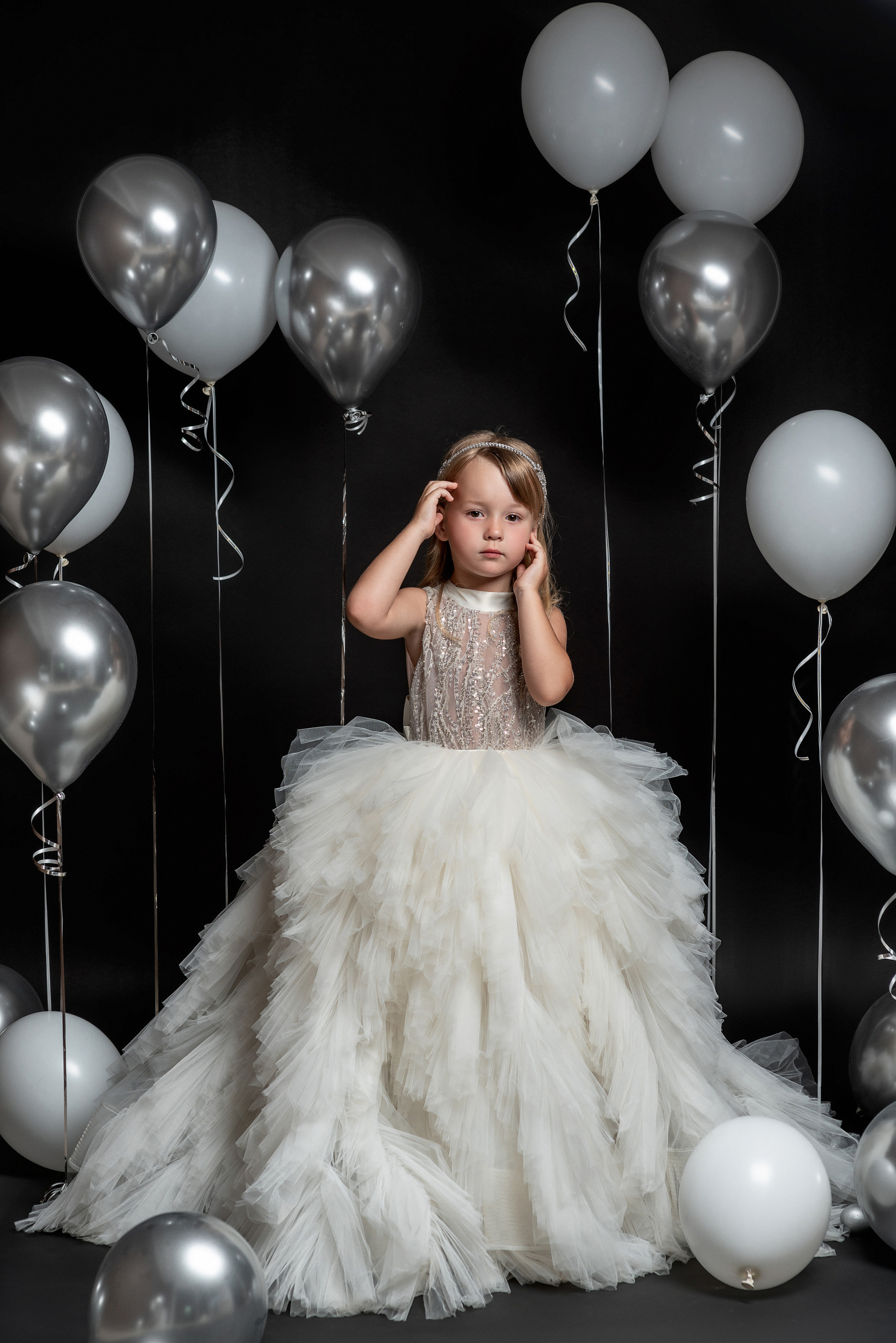 Полина в платьях. Семейный и детский фотограф Наталья Горда