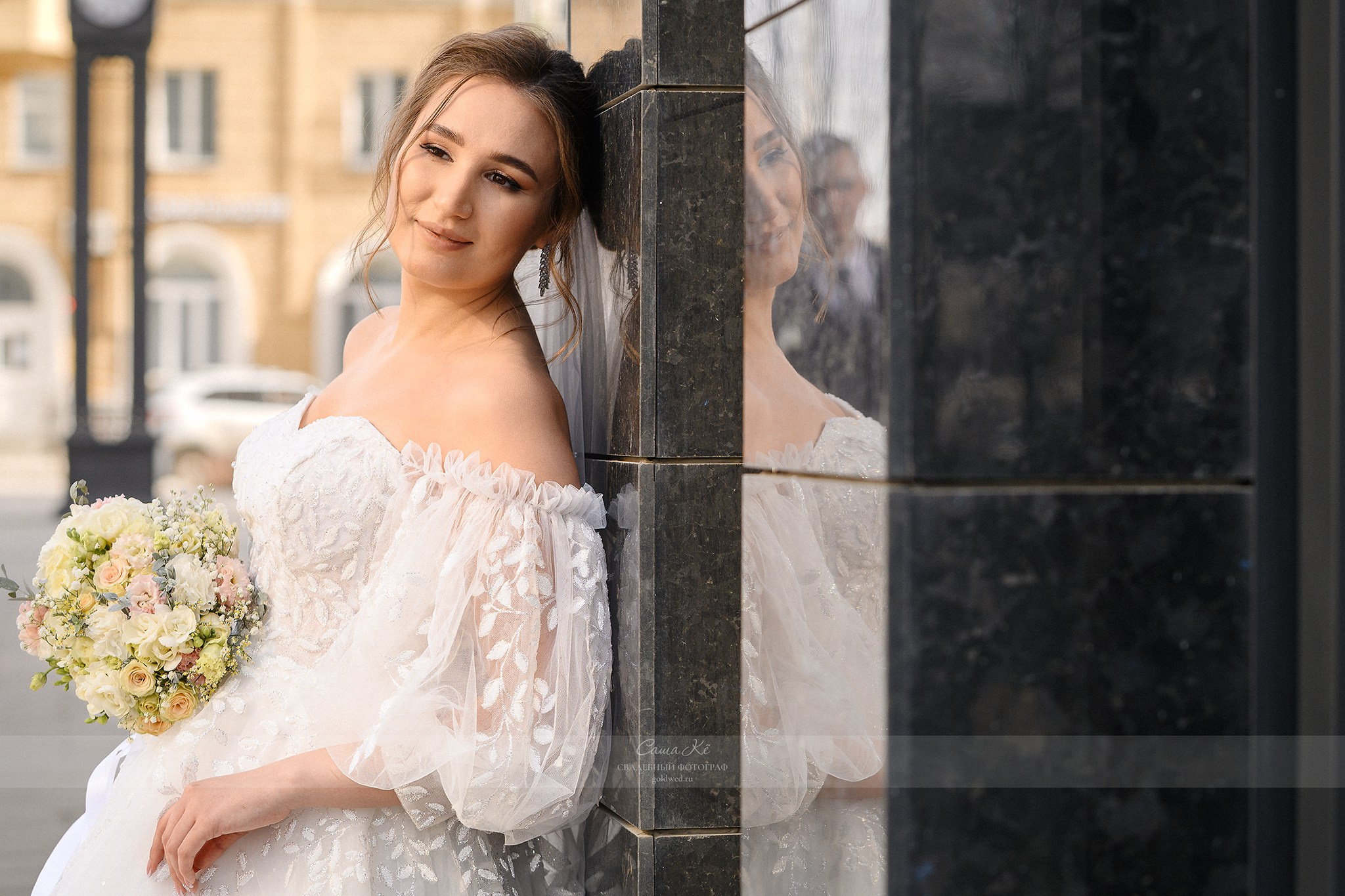 Свадебная фотосессия С&А на Садовой, 19. Свадебный, семейный и event фотограф в Новосибирске и Новосибирской области Саша Кё