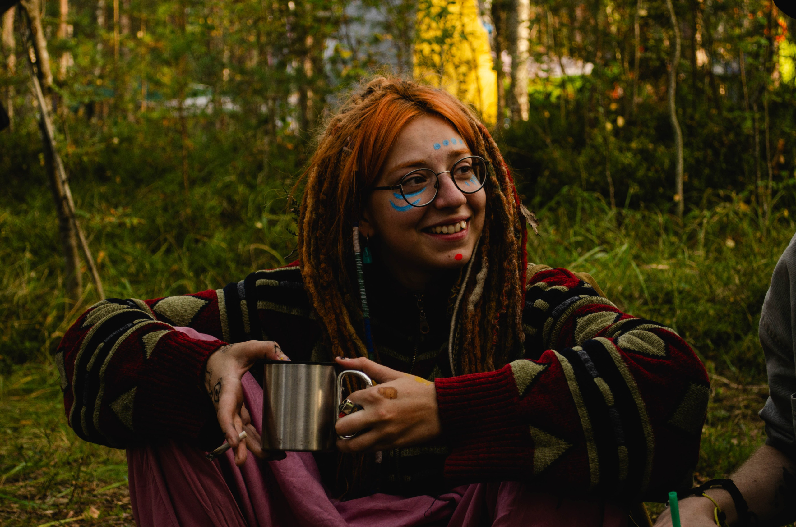 живые портреты на музыкальном фестивале, в походе