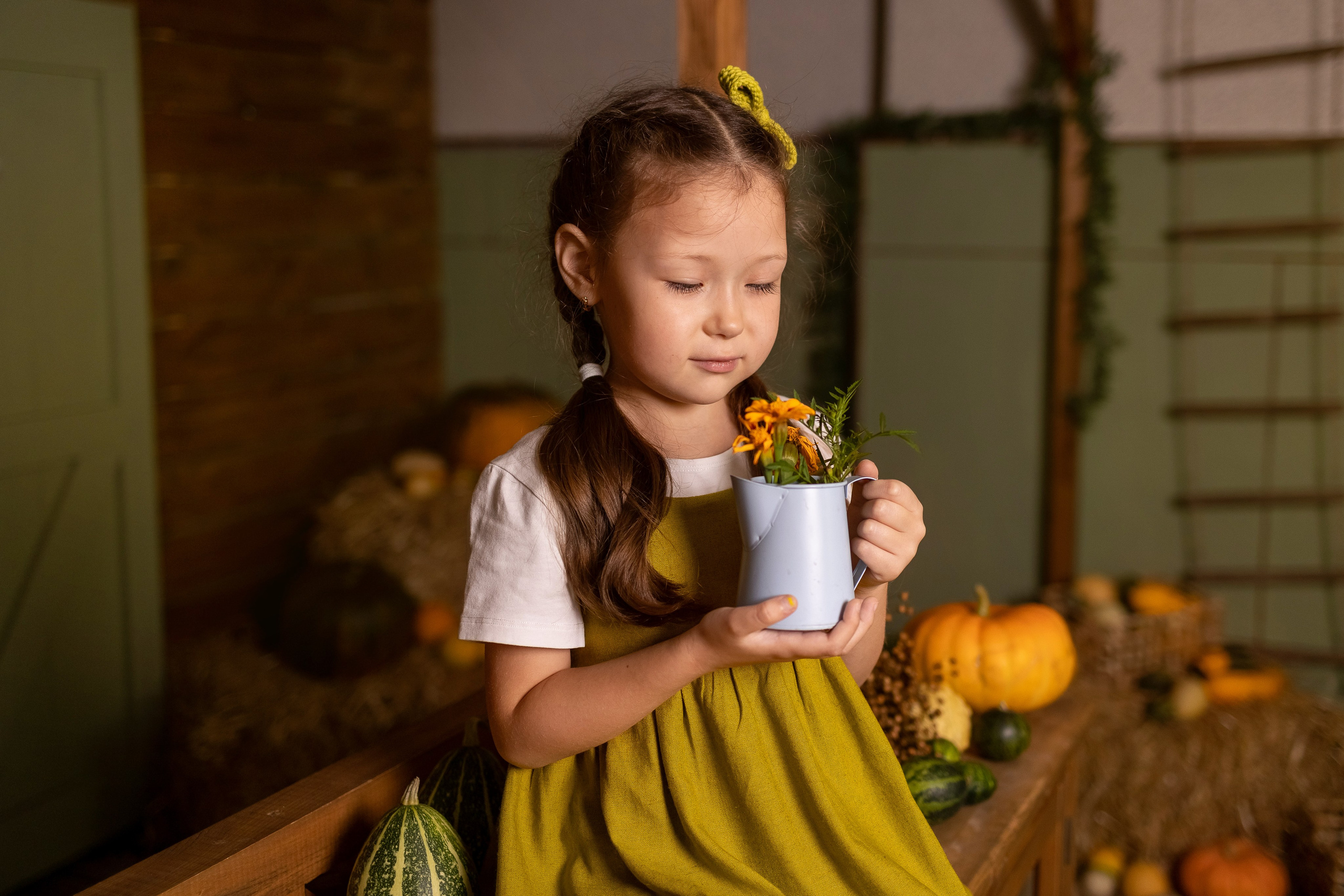 Настена с тыковками. Семейный и детский фотограф Оля в Тюмени