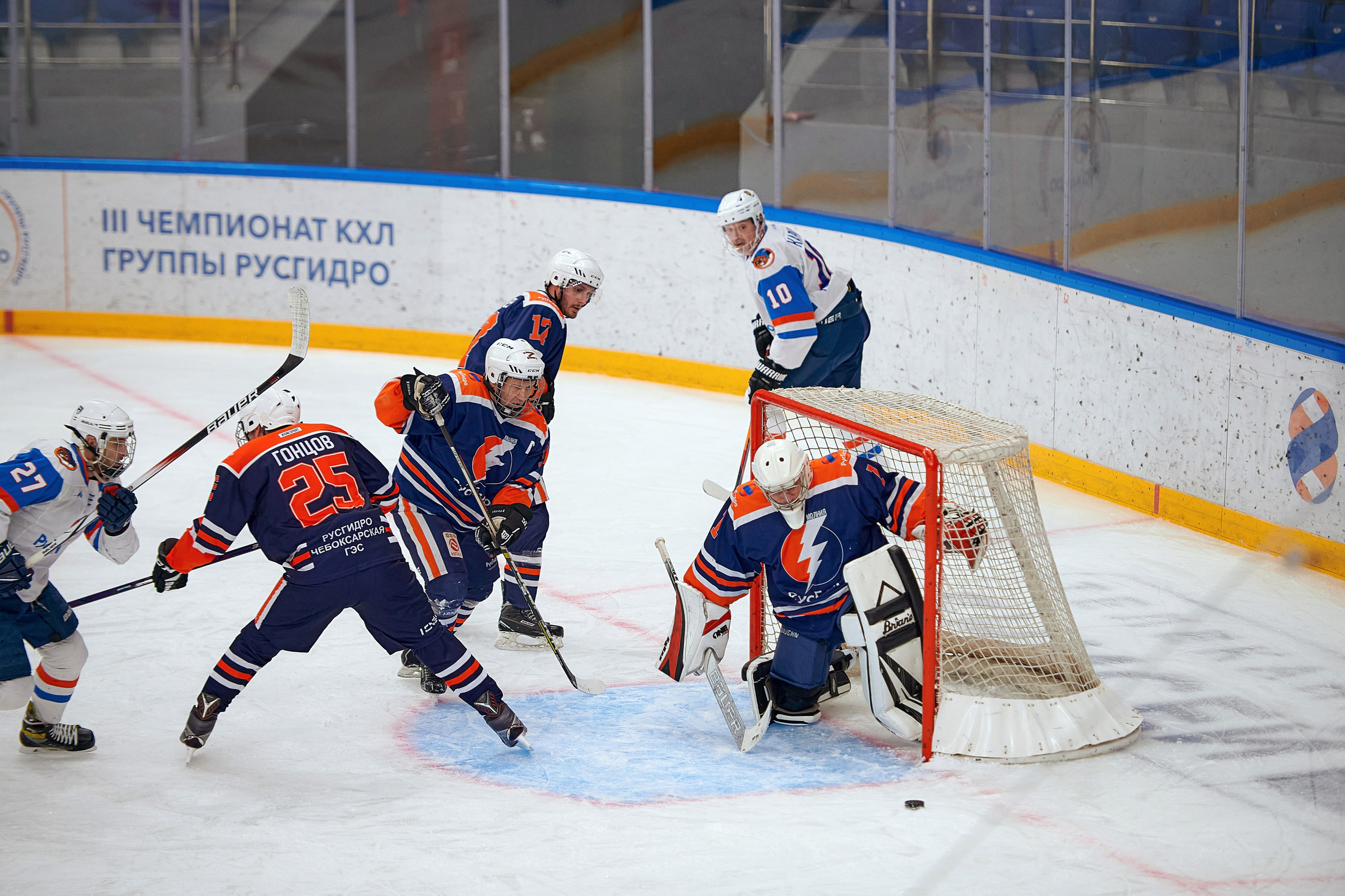 Портфолио репортажной фотосъёмки: Кристалл арена — Хоккей — РусГидро. Фотограф Яковлев Роман — Красноярск