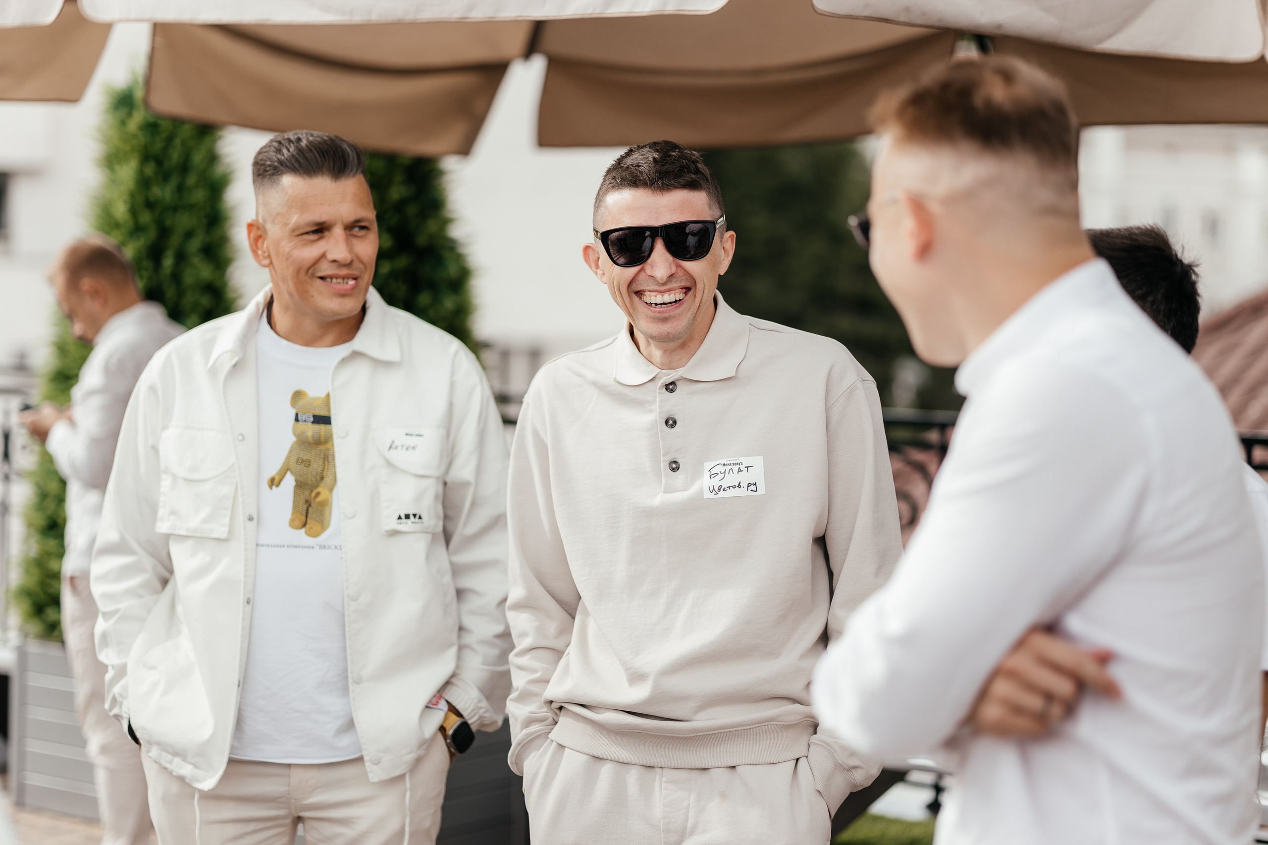 СЭНСЭЙ — бизнес клуб. Портретный и репортажный фотограф в Казани Максим Сипачев