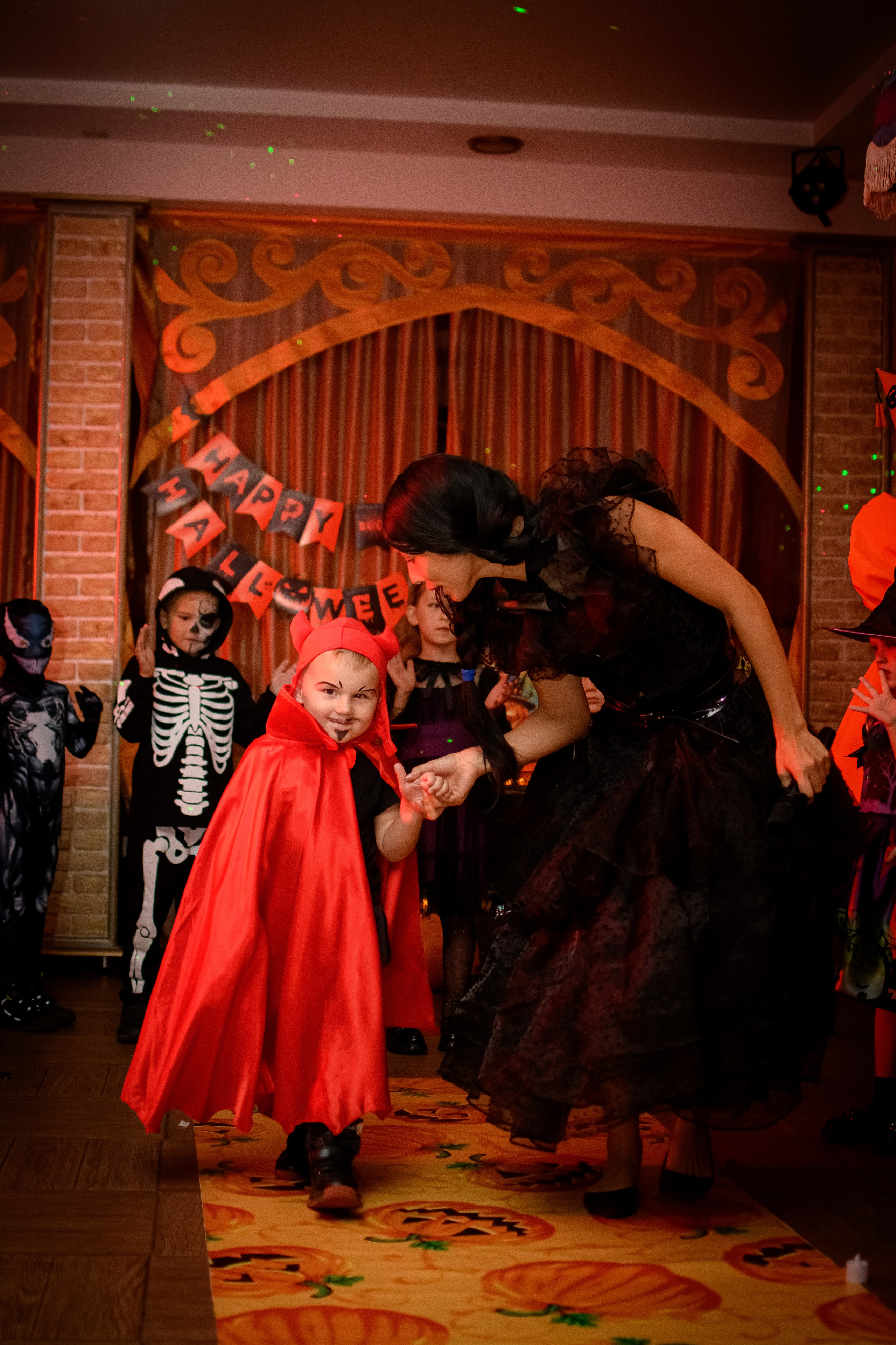 HALLOWEEN. Photokarish