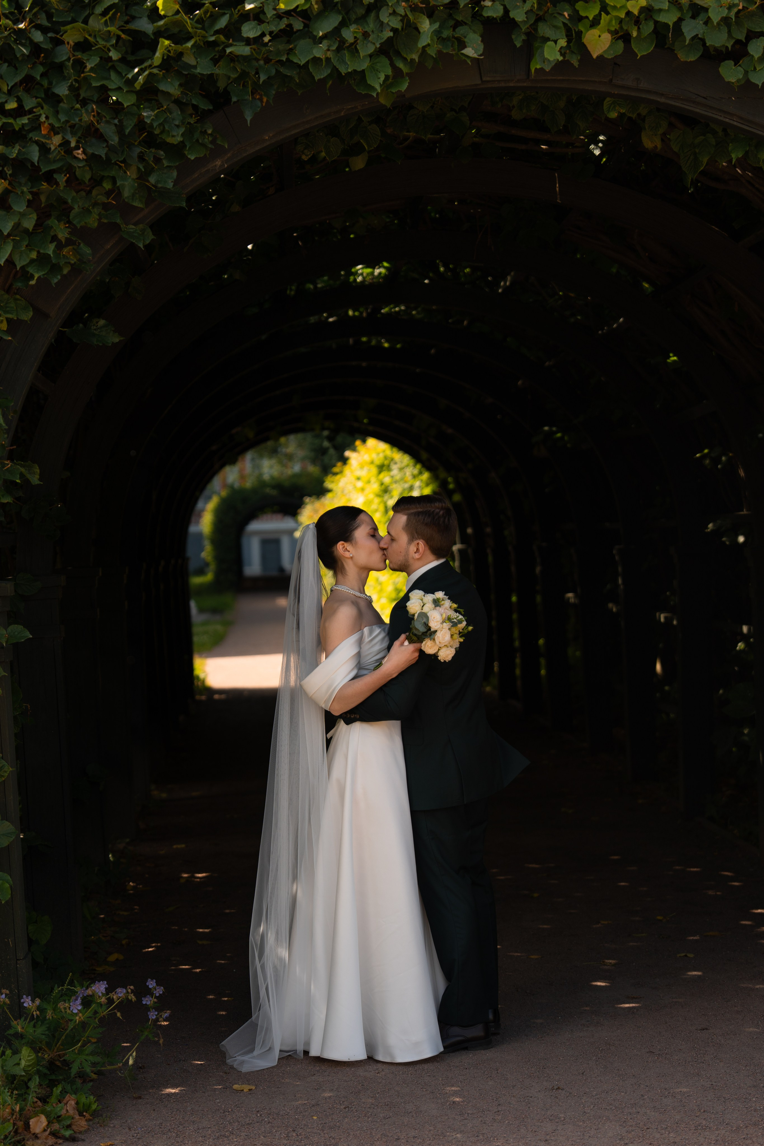 Влад и Илина в Кусково. Свадебный фотограф в Москве Анна Полушина