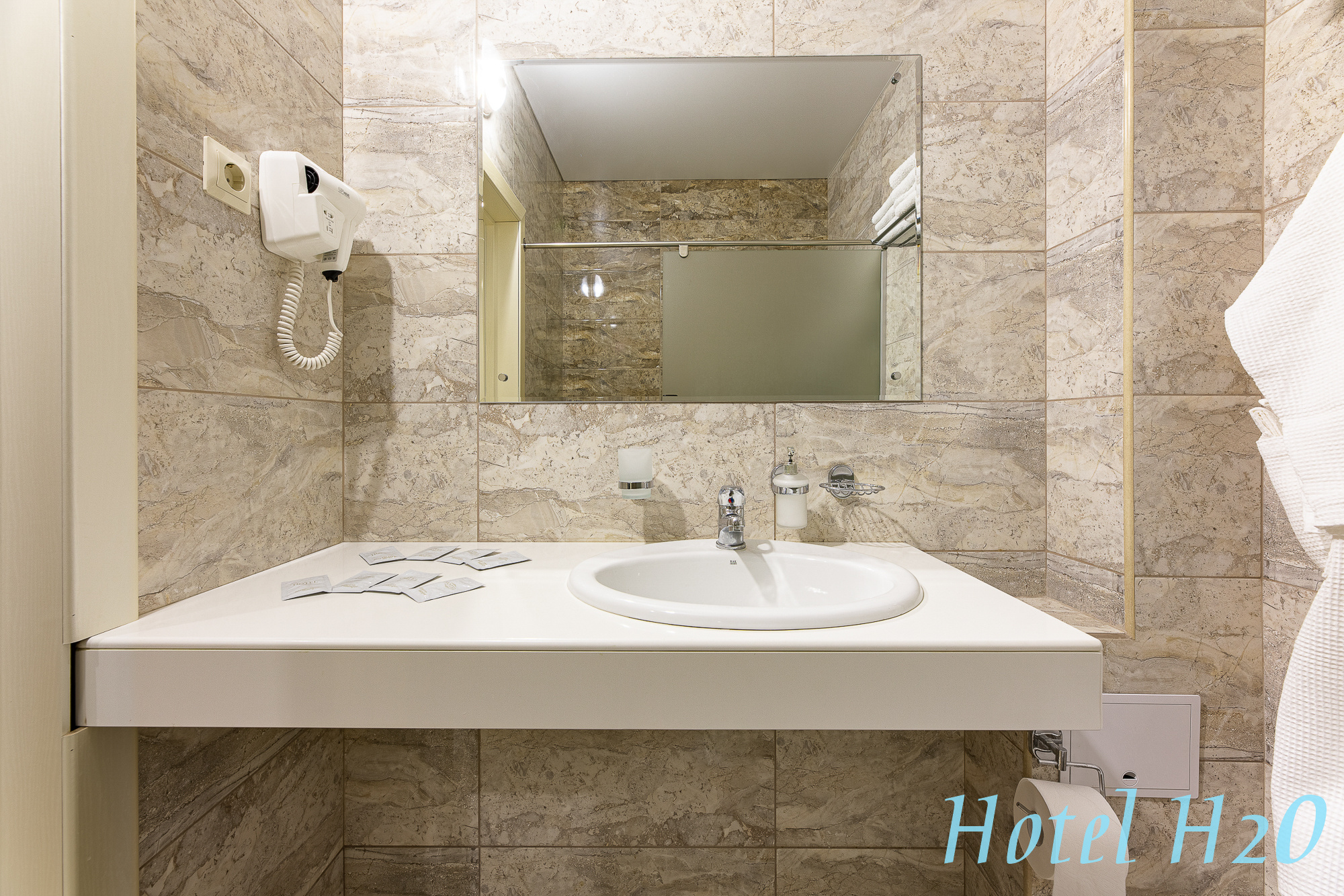 Renatphoto-Фотограф в Анапе, снимаю интерьеры и экстерьеры. Профессиональная фотосъёмка интерьеров, предметная фотосессия еды для меню г. Анапа