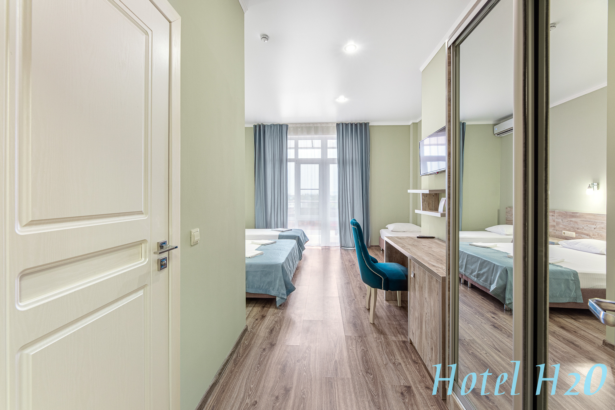 Renatphoto-Фотограф в Анапе, снимаю интерьеры и экстерьеры. Профессиональная фотосъёмка интерьеров, предметная фотосессия еды для меню г. Анапа