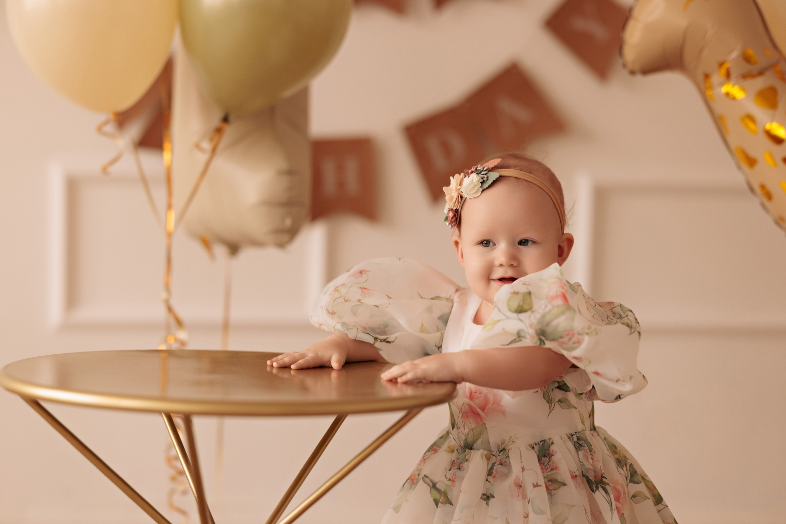 Вере 1 годик. Детский и семейный фотограф в Чите Анастасия Шубина