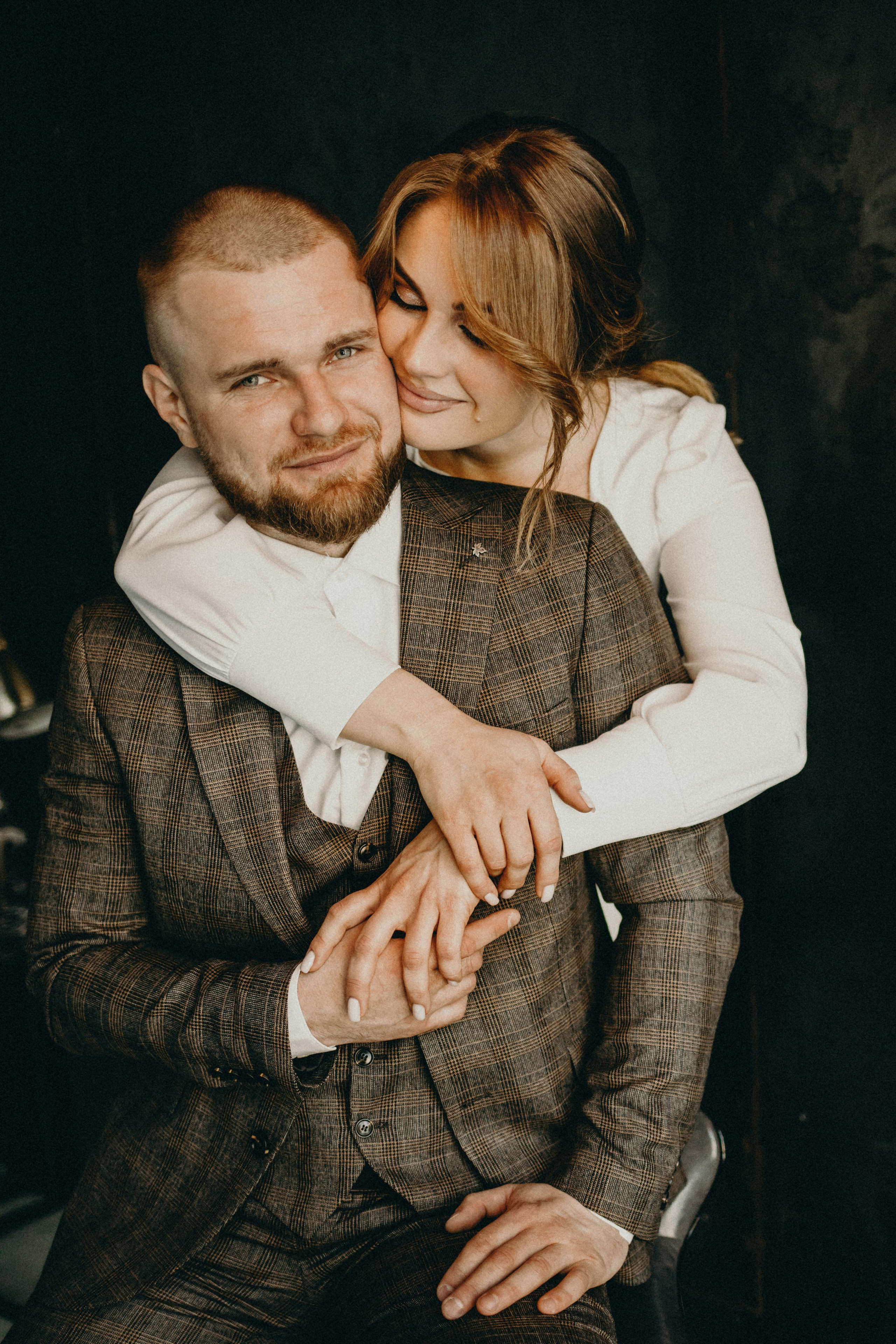 Катя и Юра. Wedding love-story в студии. Портретный и семейный фотограф в Саратове Елена Шустова