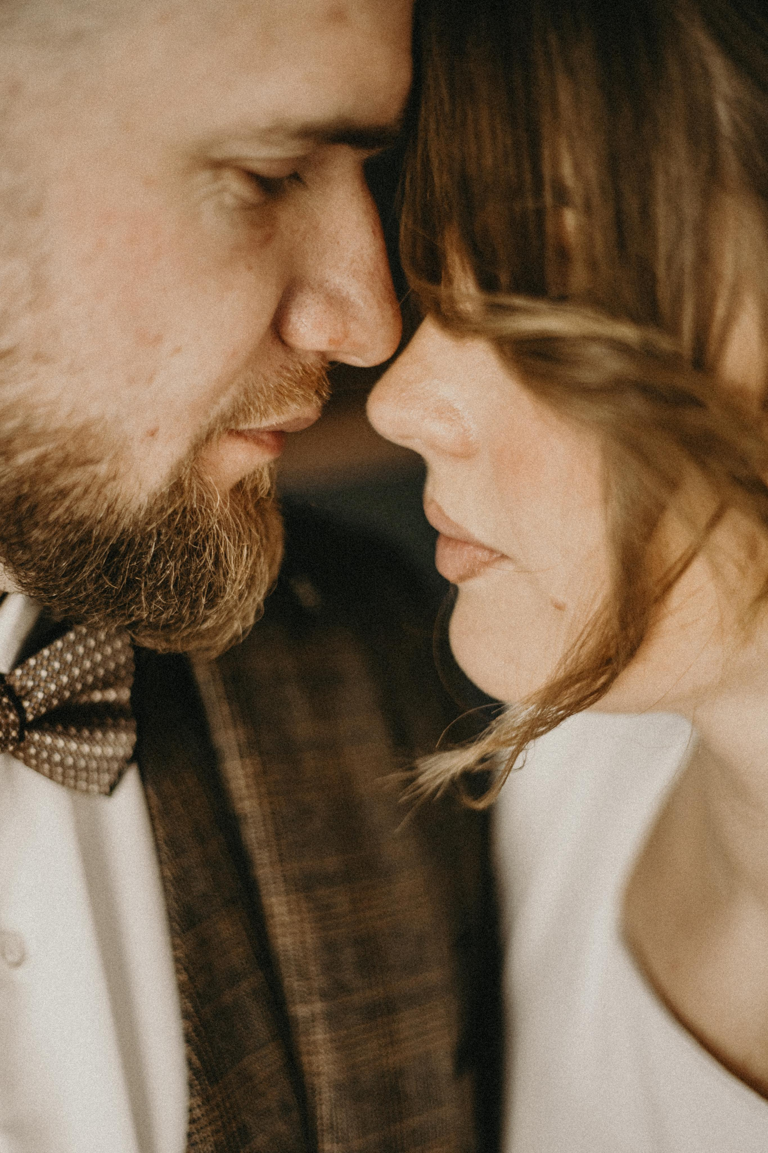 Катя и Юра. Wedding love-story в студии. Портретный и семейный фотограф в Саратове Елена Шустова