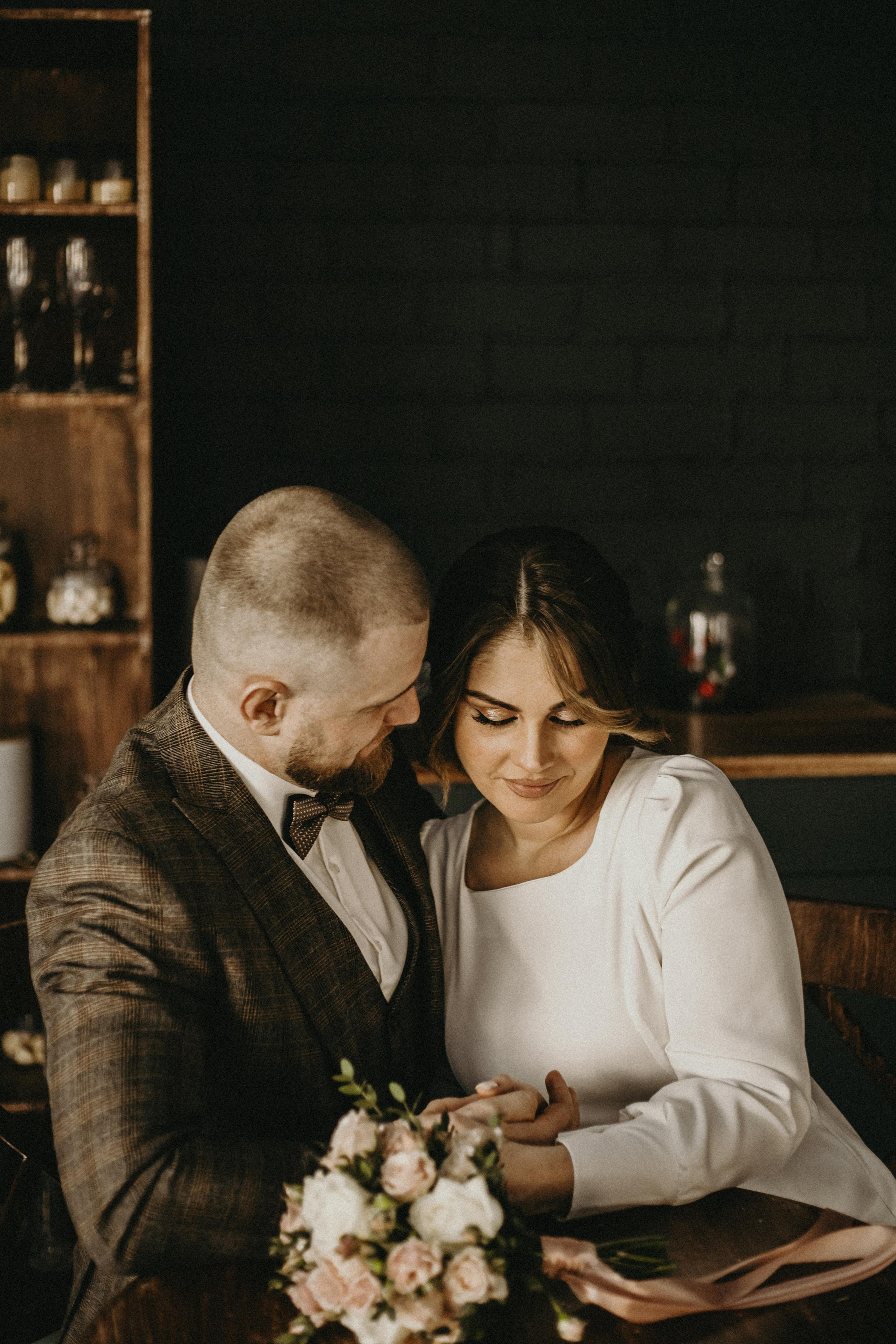 Катя и Юра. Wedding love-story в студии. Портретный и семейный фотограф в Саратове Елена Шустова