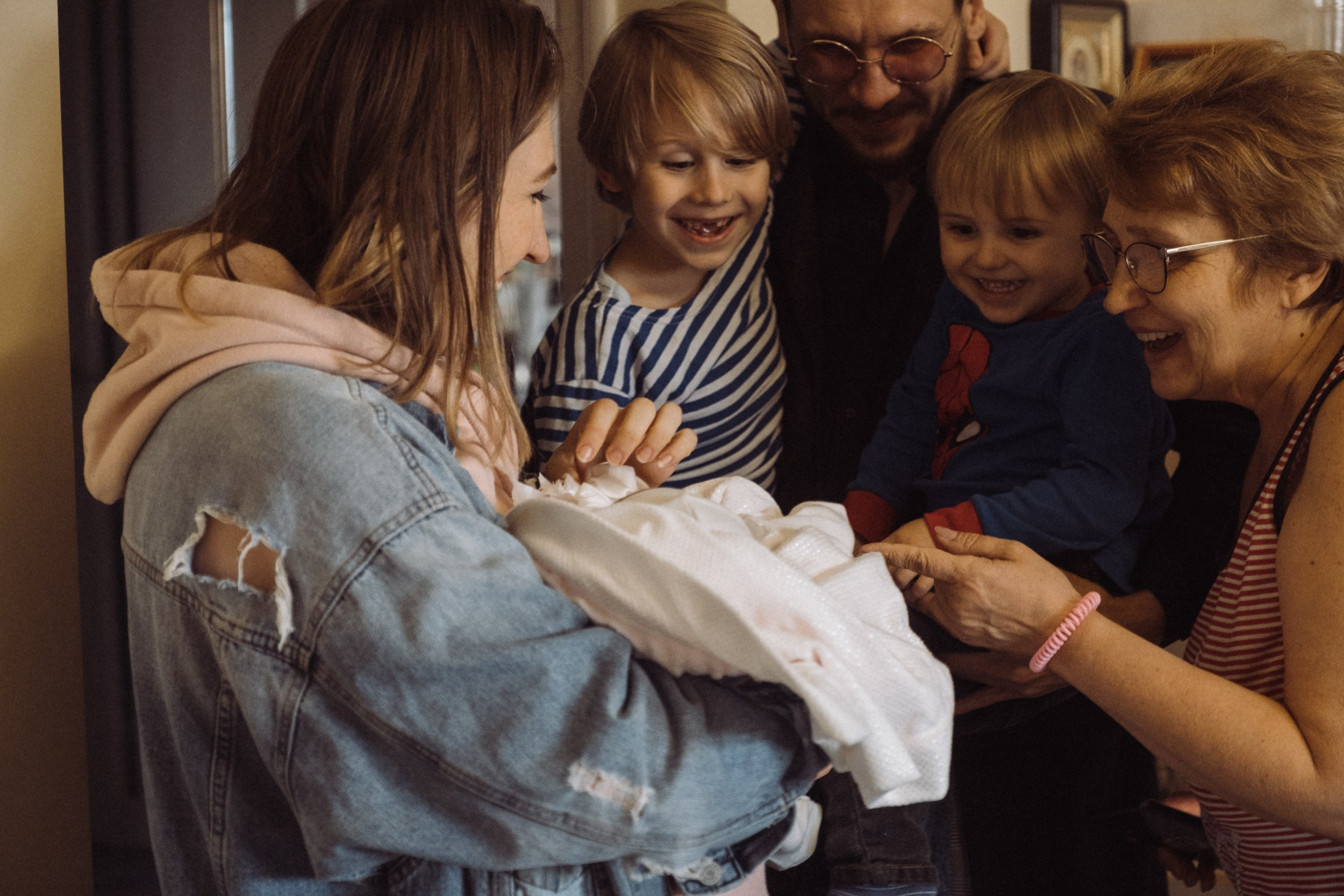 Выписка Оливии. Семейный фотограф Москва