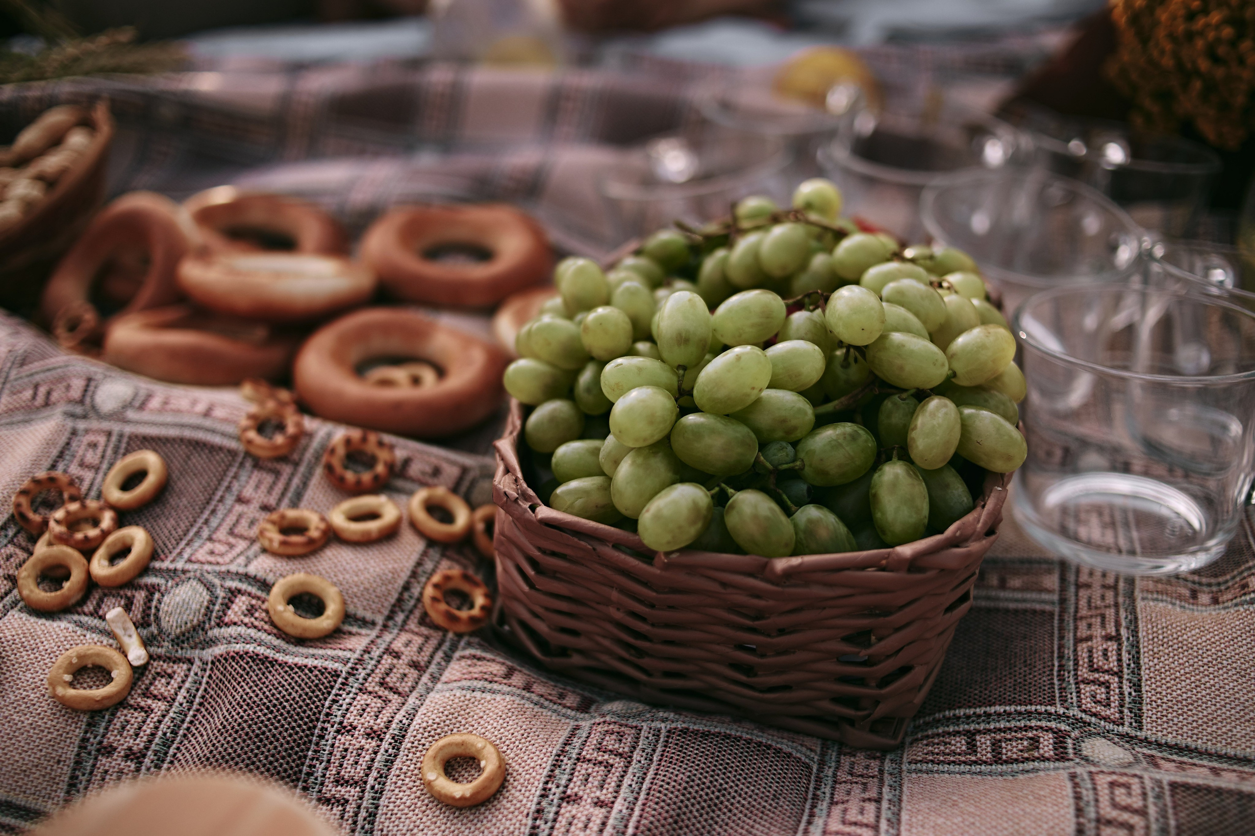 Большая семейная съемка в поле. Главная