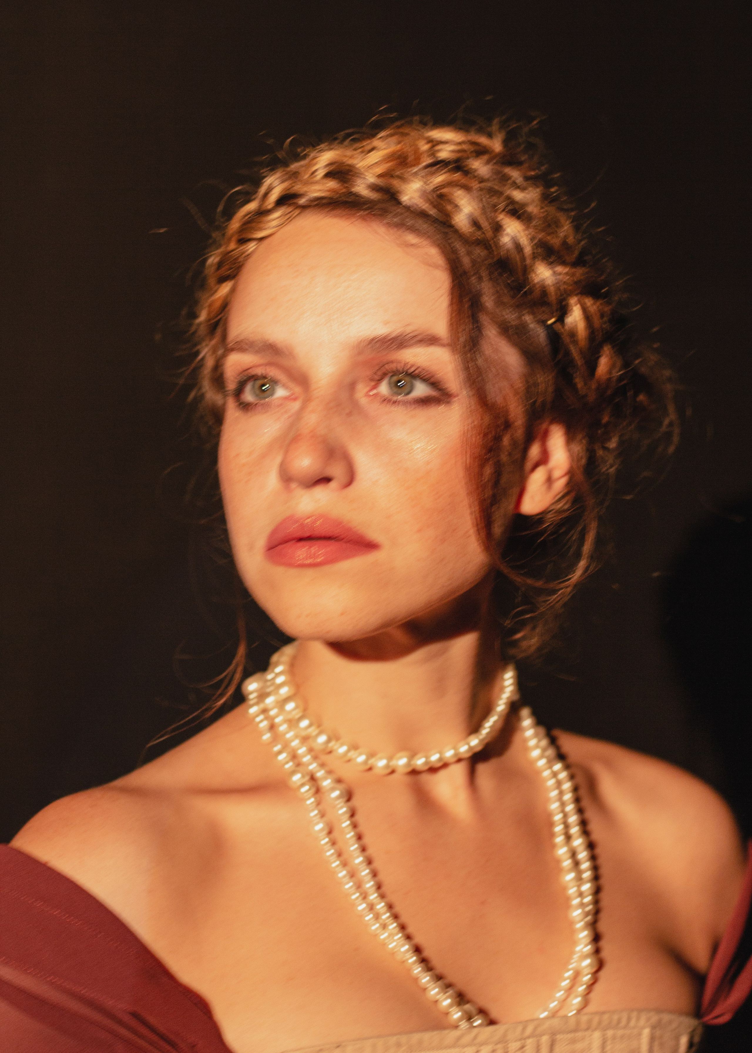 Режиссёр Anastasii Balueva. Портретный фотограф DanilNabody