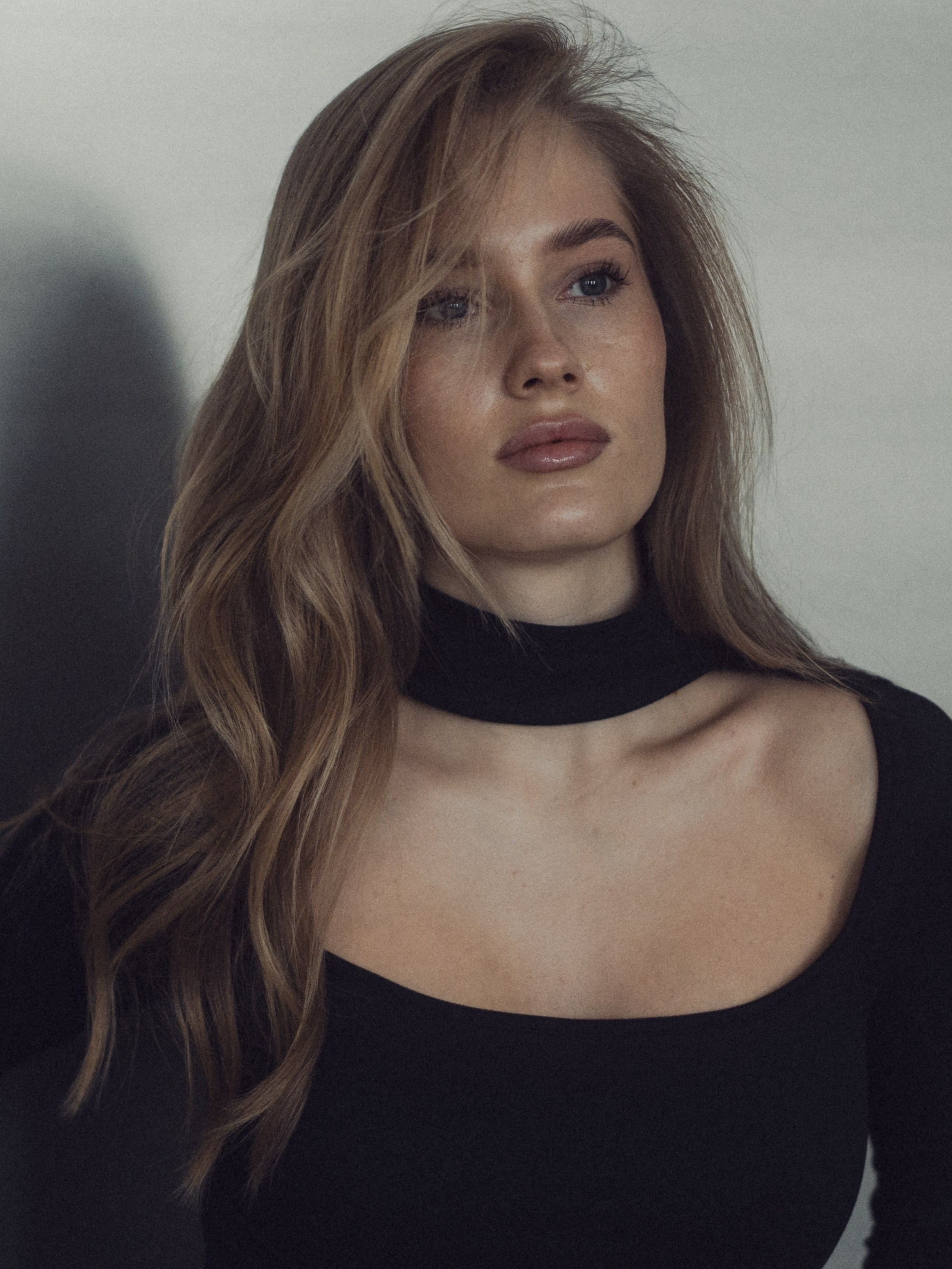 Стильная фотосессия с Аленой в 5 зале студии Свет