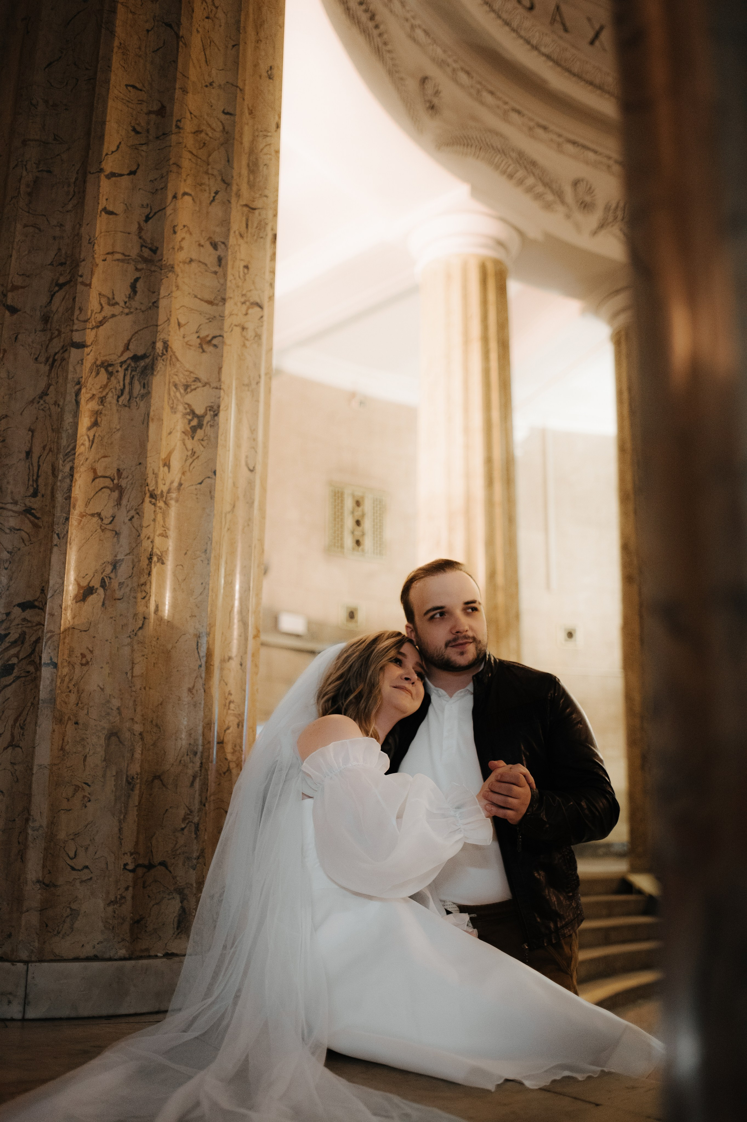 Свадебная в метро. Семейный и свадебный фотограф в Санкт-Петербурге Юлия Мельникова