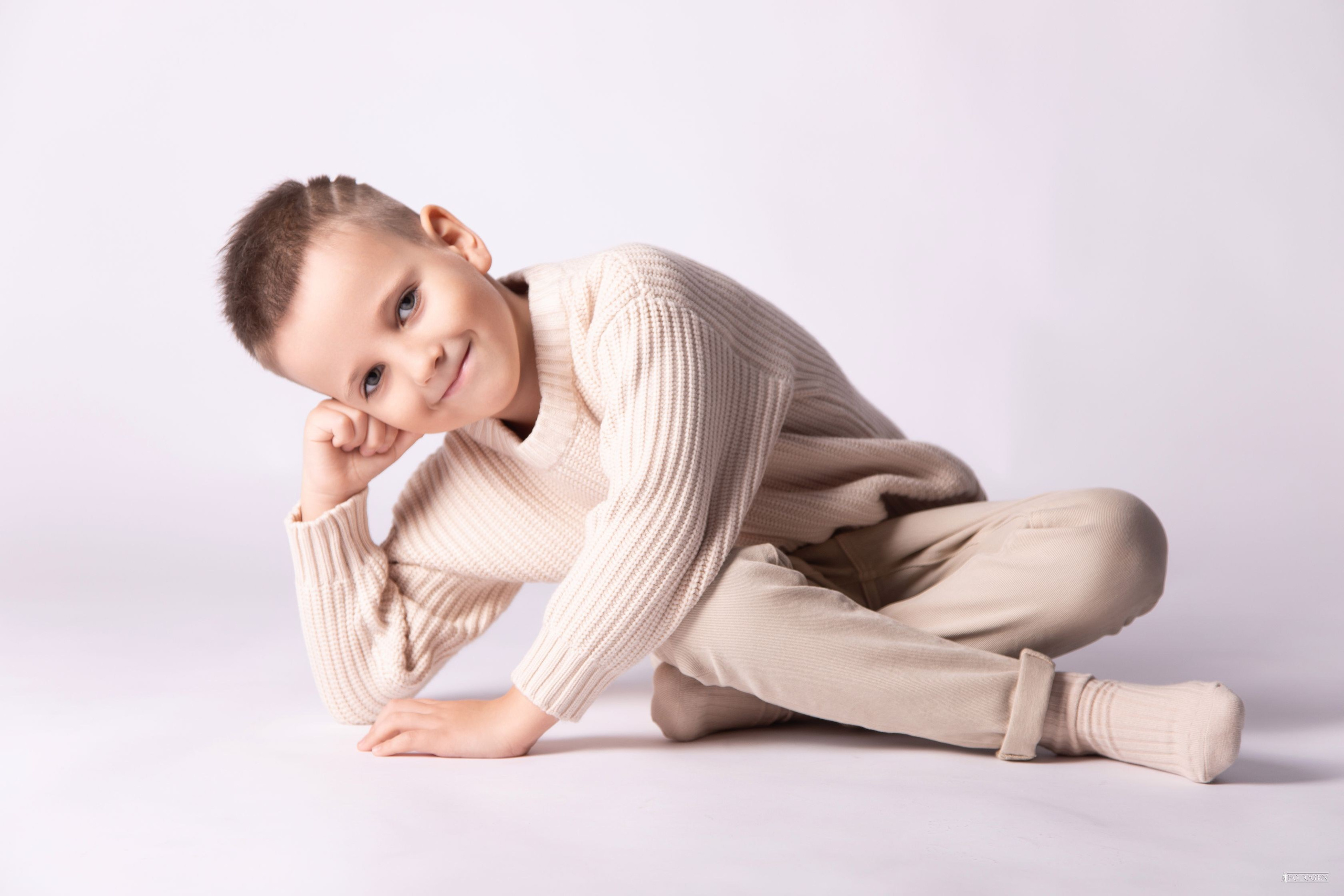 Фотосессия Мальчиков до 6 лет в Студии — Fotogen. Интерьерная фотостудия FOTOGEN г. Краснодар