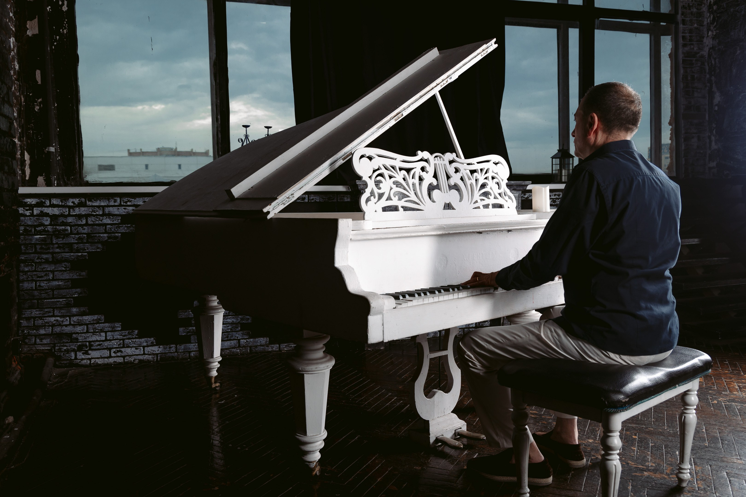 Композитор. Свадебный Фотограф в Москве Гор Магтагян