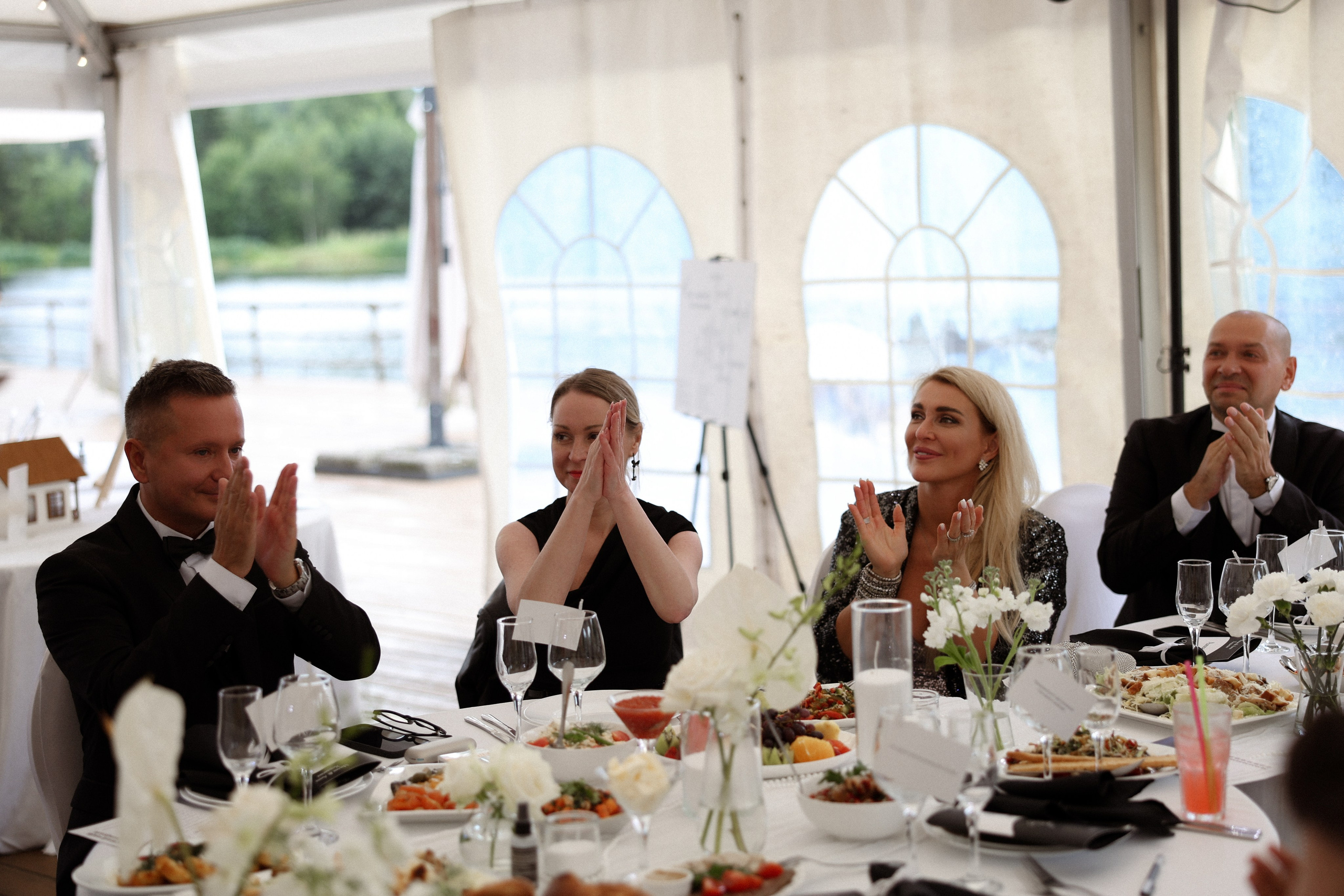 «Магия выставленного света» — Анна и Милан. Свадебный и семейный фотограф в Москве Ломова Ирина