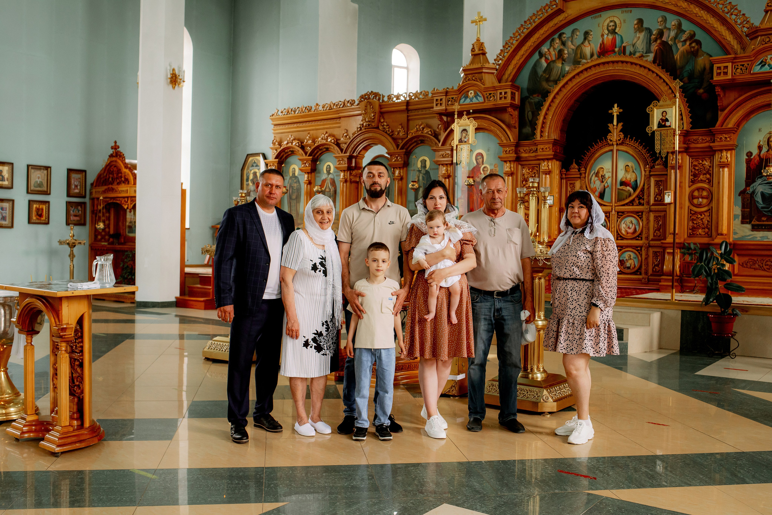 Крещение. Город Гулькевичи. Свято-Троицкий Храм. Свадебный фотограф Кропоткин Краснодар