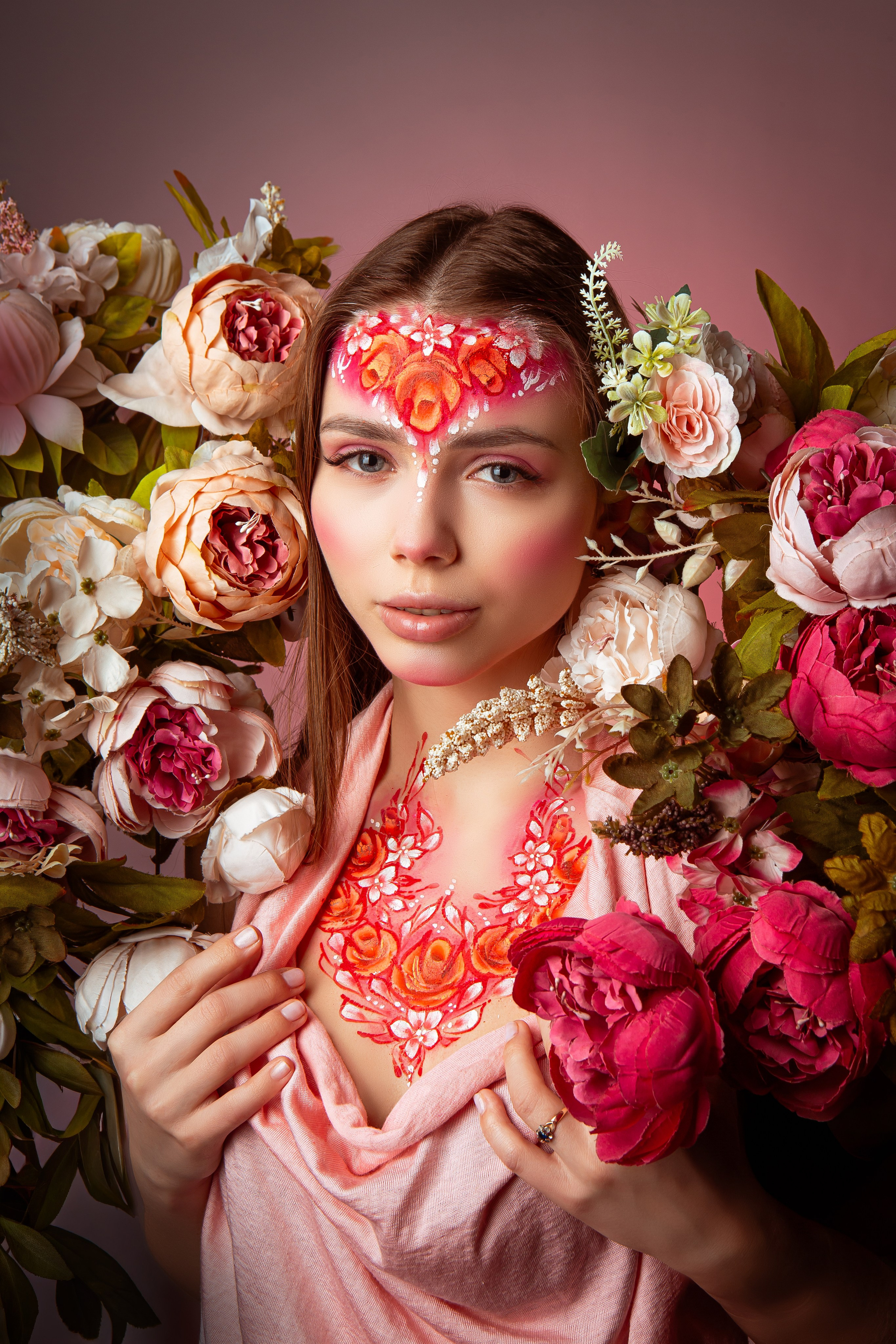 В цветах. Фотограф Мария Кольцова