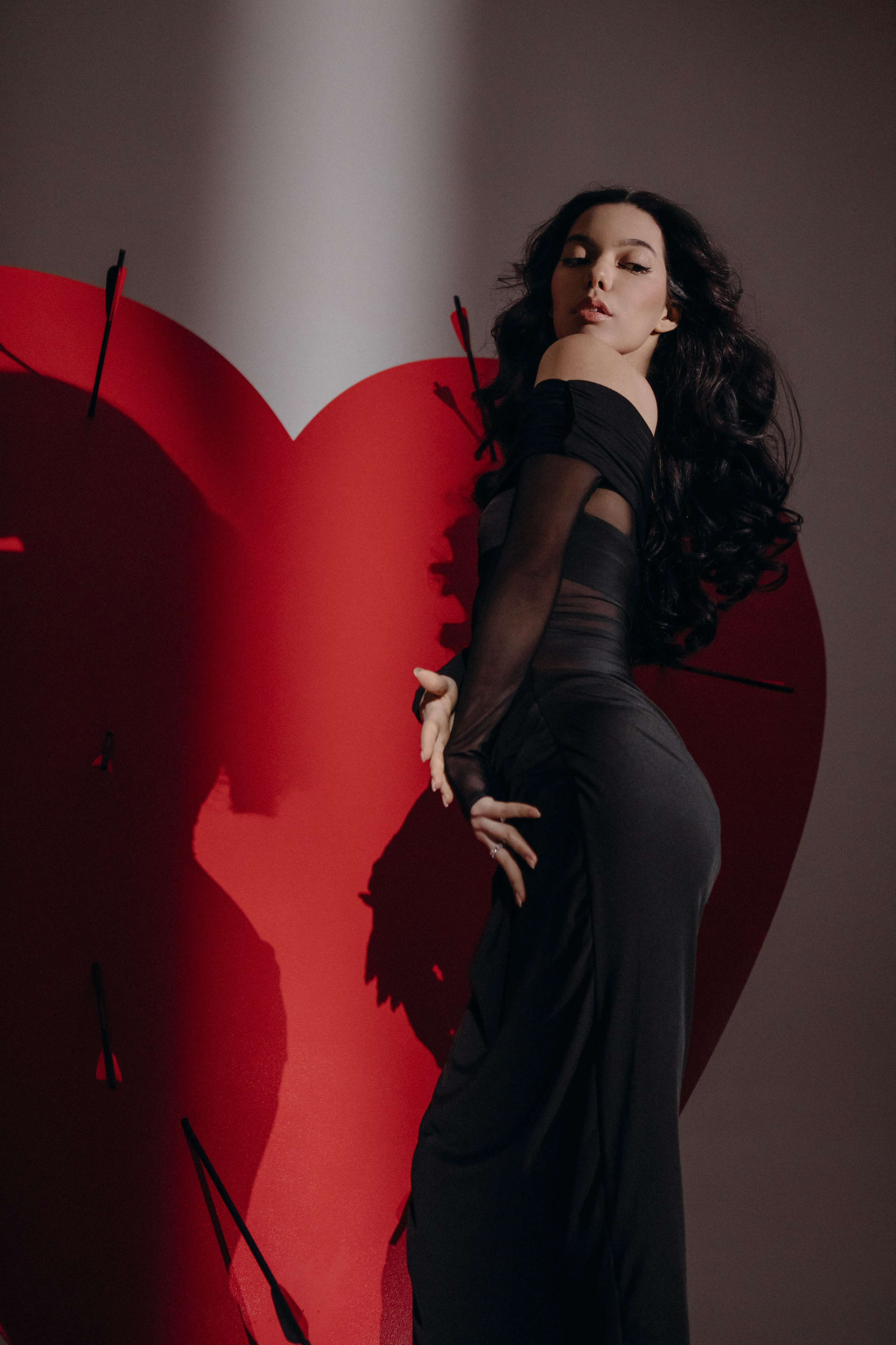 Арина. Красное сердце. Фотограф в Москве Ольга Сатони